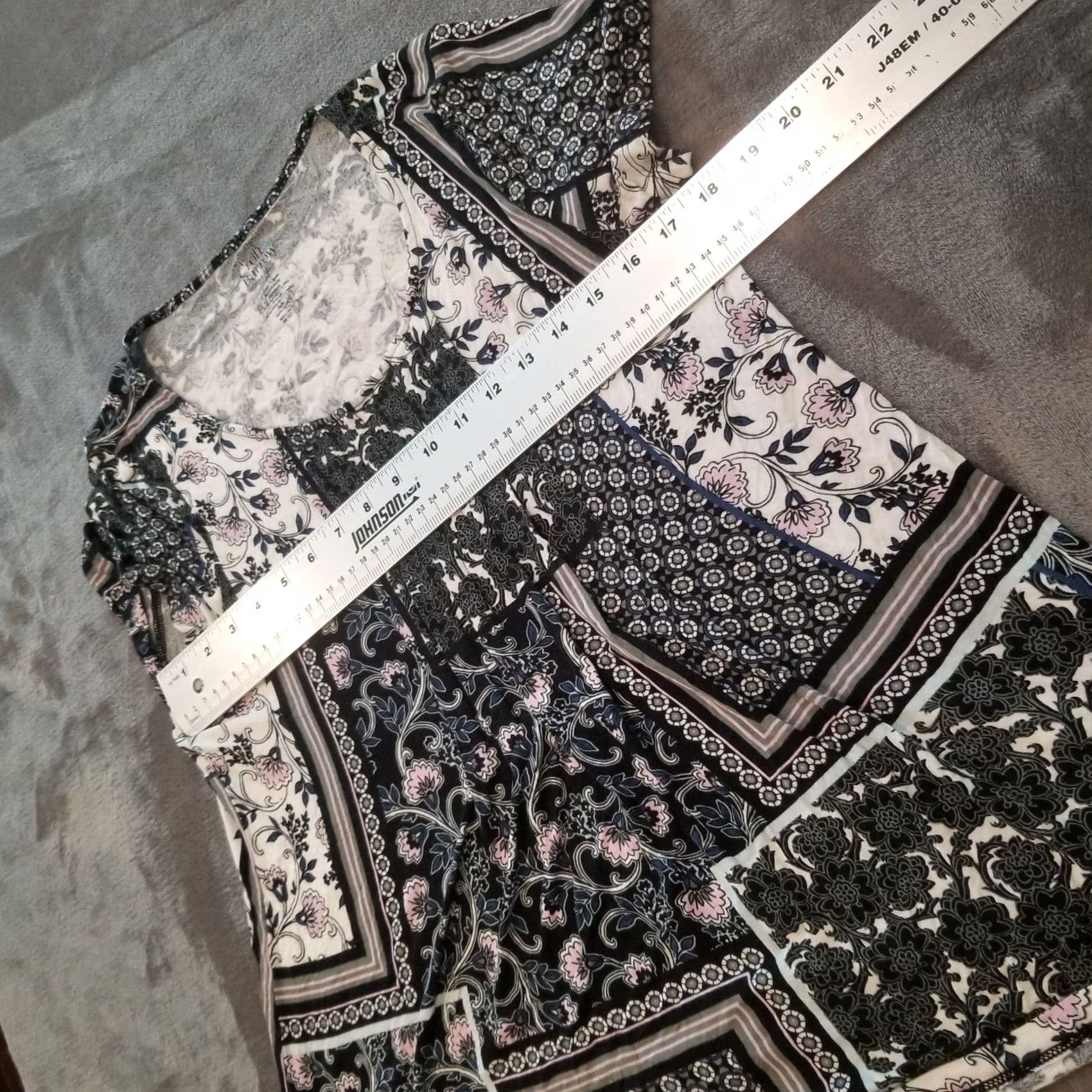 Croft & Barrow Croft & Barrow Women's Casual Pleated Blouse Patchwork Floral Black Stretch Shirt Size M / US 6-8 / IT 42-44 - 5 Thumbnail