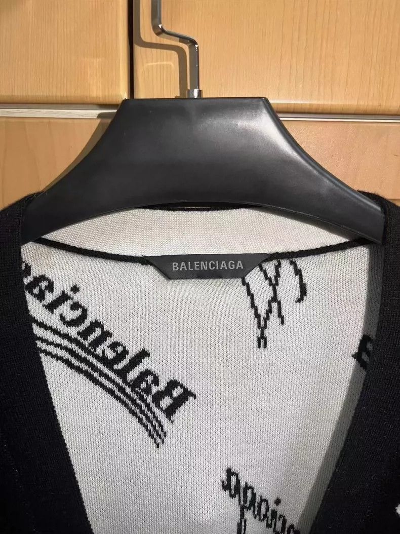 Balenciaga Balenciaga Black and White Full Logo Print Wool Cardigan Size US L / EU 52-54 / 3 - 3 Thumbnail
