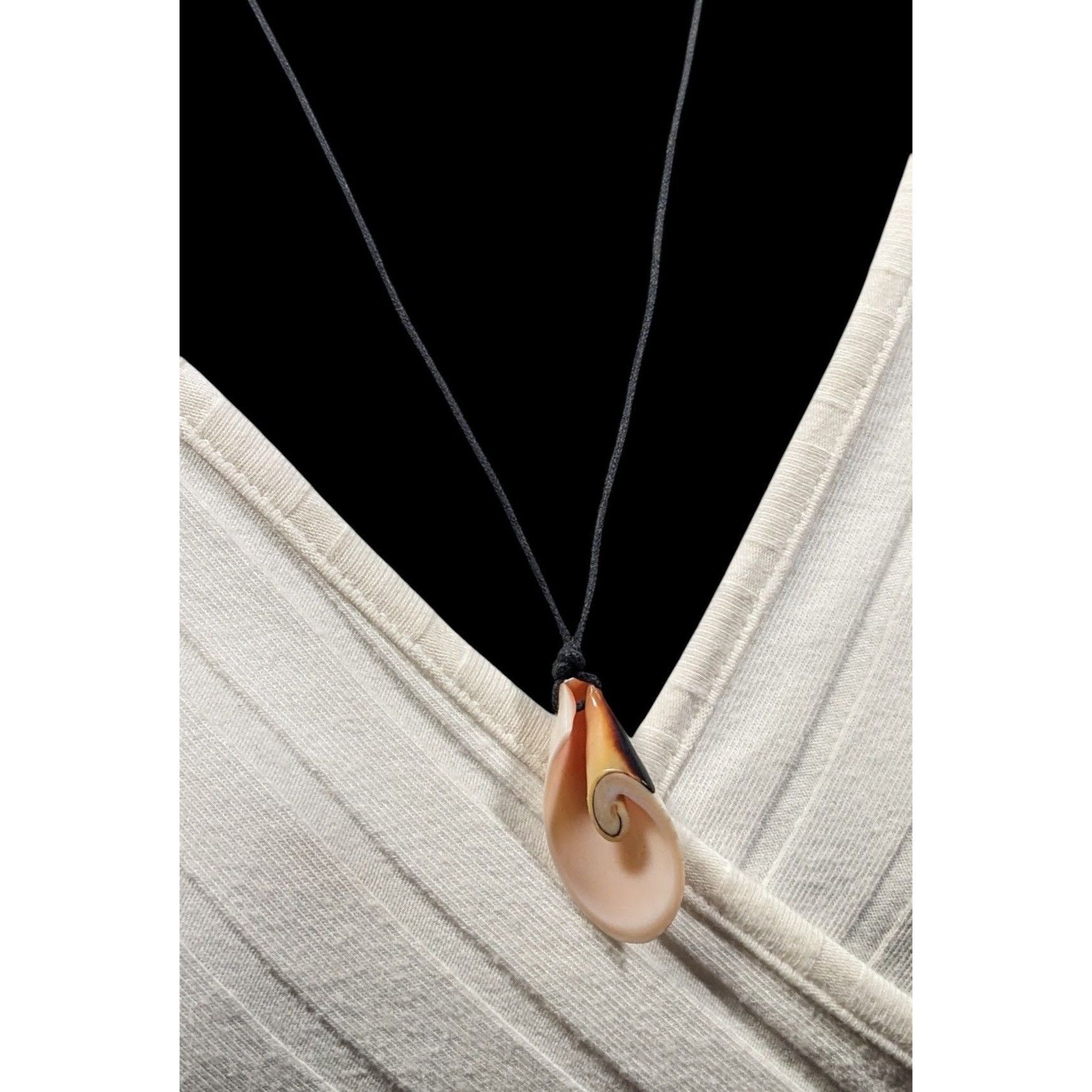 Other Retro Mermaidcore Sliced Shell Pendant Necklace Size ONE SIZE - 8 Thumbnail