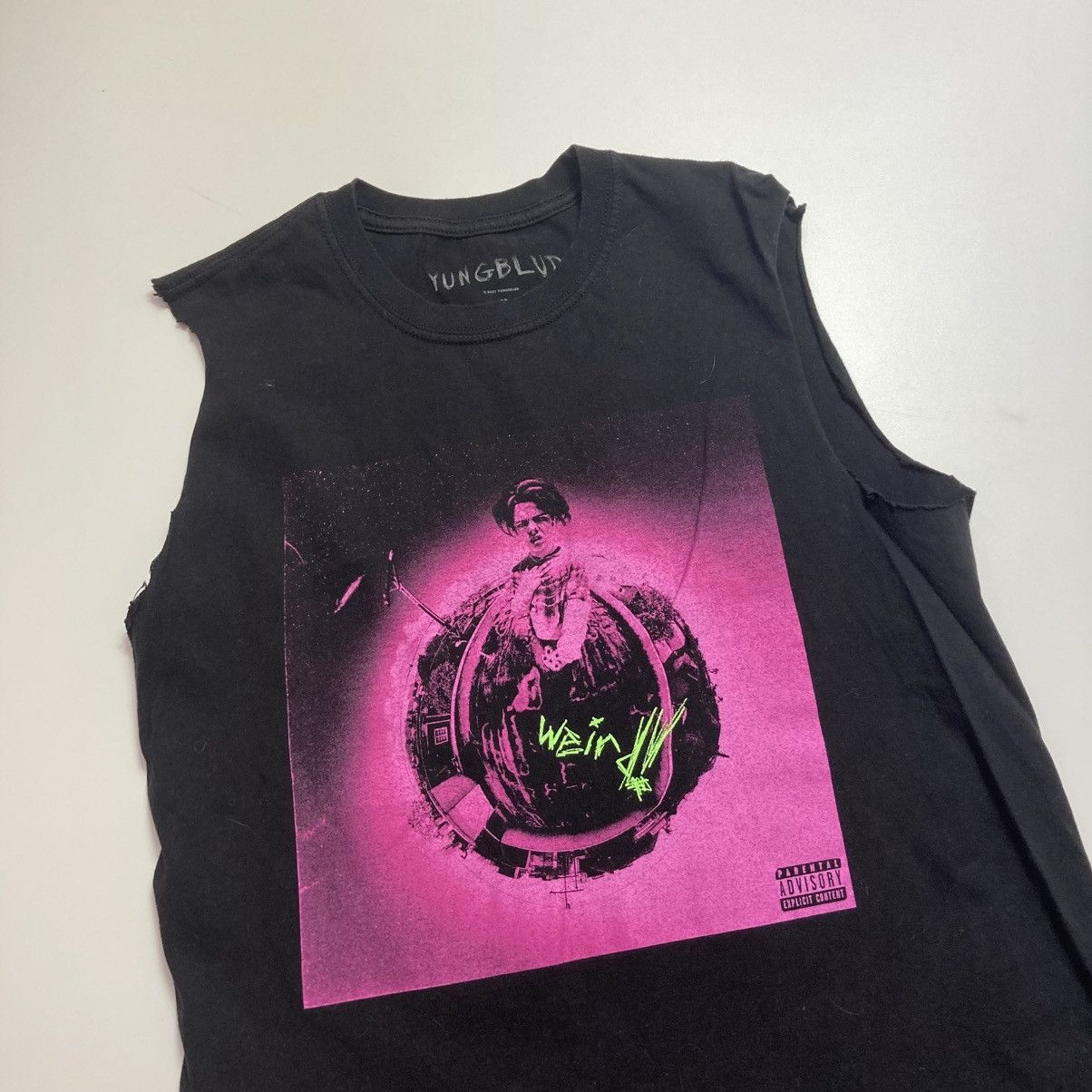 Band Tees yungblud weird! pop punk rock band tee Size US M / EU 48-50 / 2 - 2 Thumbnail
