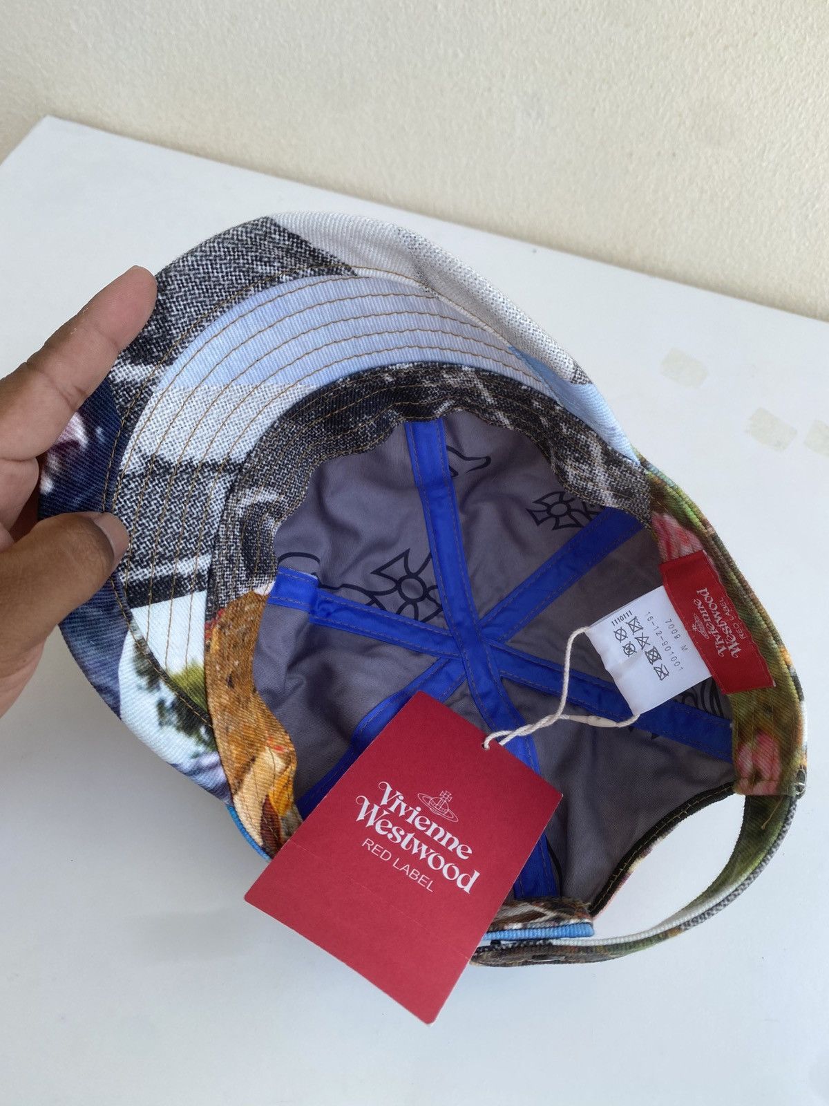 Vivienne Westwood Rare Vivienne Westwood Crazy Design All Over Print Hat Size ONE SIZE - 15 Thumbnail