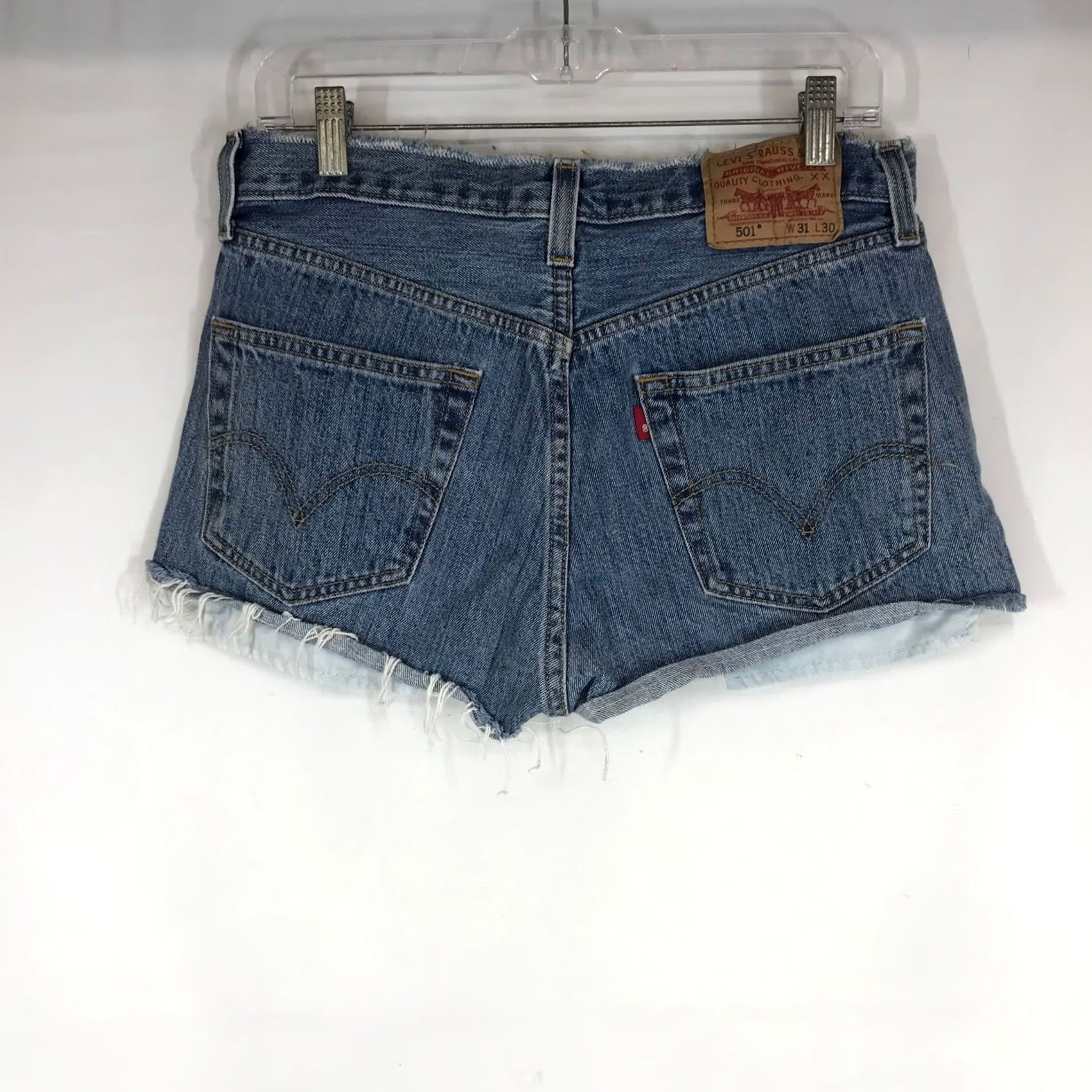 Levi's Levi's 501 Cutoff Denim Shorts Medium Wash Blue Button Fly 31 Womens Regular 2in Inseam Casual Bohemian 90s Vintage Not N/A Size 24" / US 00 / IT 34 - 4 Thumbnail