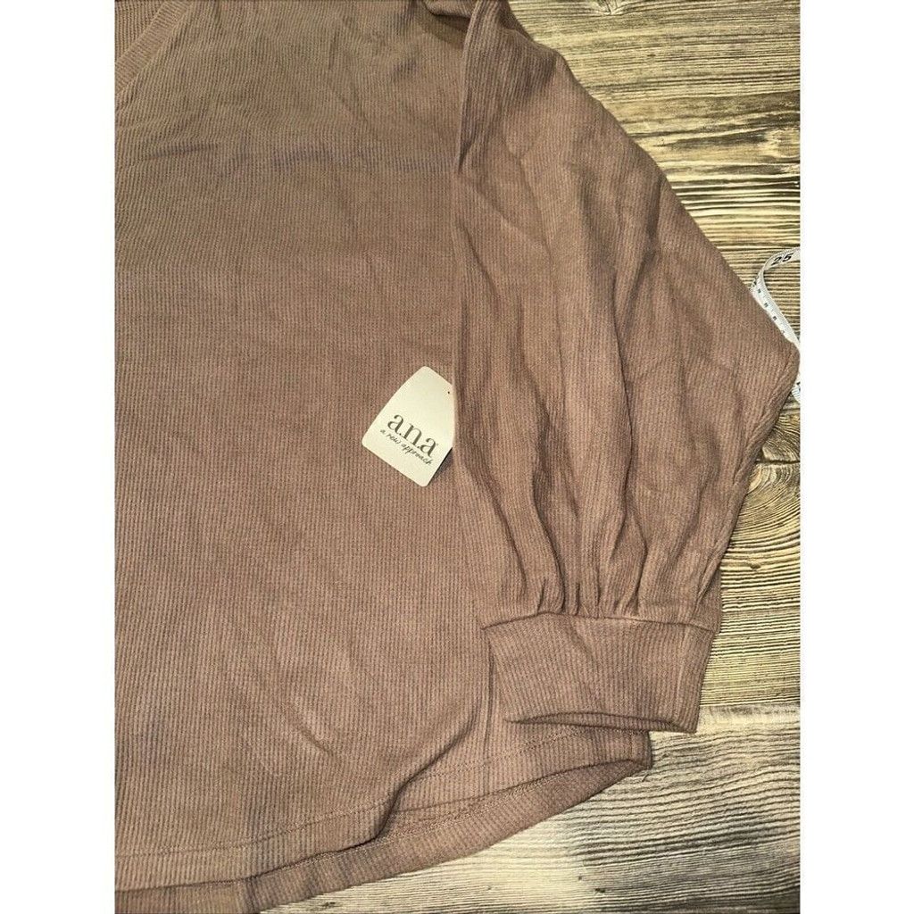 Target Basics a.n.a Womens Semi Sweet Choc Chip V-Neck Top Size 3X. 10 Size 3XL / US 20-22 - 2 Thumbnail