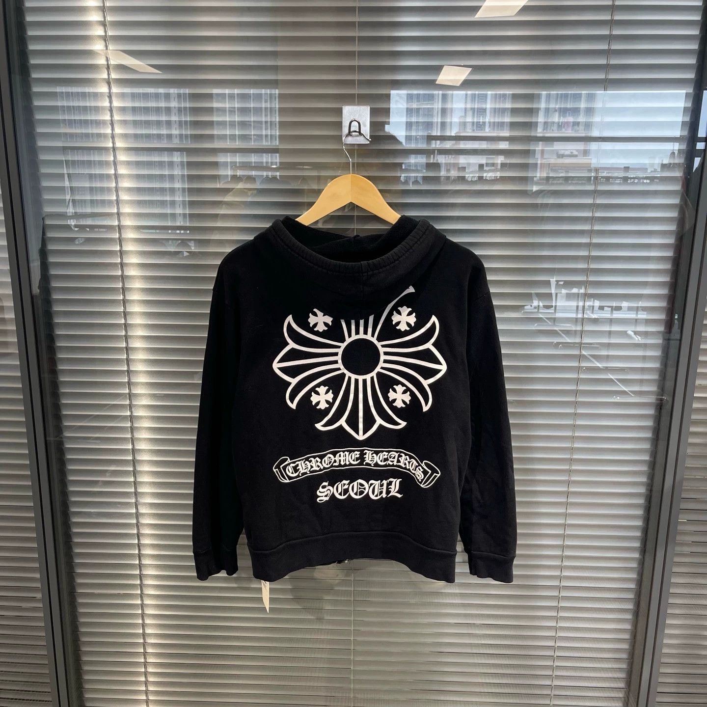 Chrome Hearts Chrome Hearts Cross Scroll Seoul Silver Zip S 95New Size US S / EU 44-46 / 1 - 2 Thumbnail