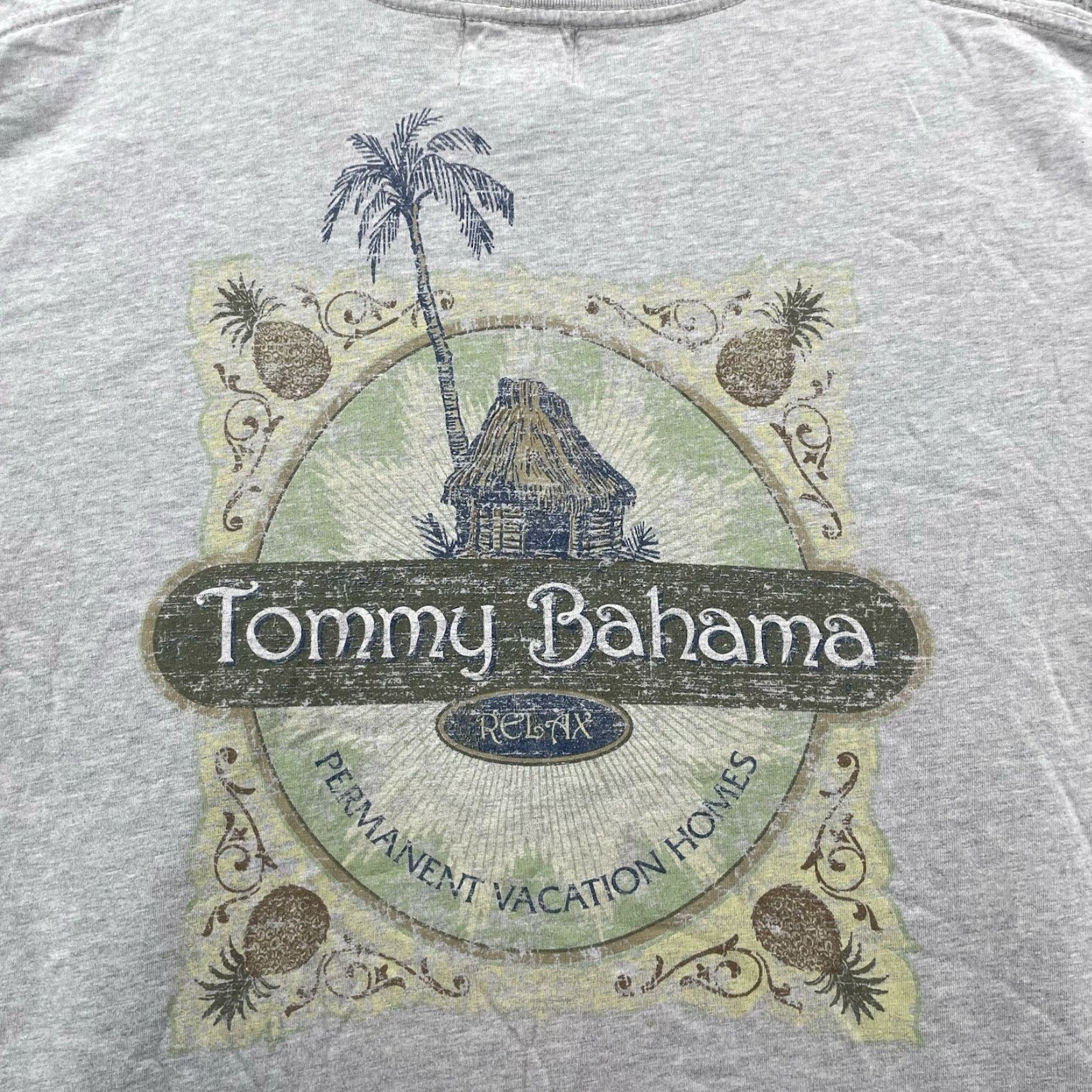 Tommy Bahama VINTAGE Tommy Bahama T-Shirt S/M Gray Relax Tiki Palm Made in USA Shirt Mens Gray Palm Tree Graphic Print 70s 80s 90s Coastal Beach Vintage Tom... Size US S / EU 44-46 / 1 - 3 Thumbnail