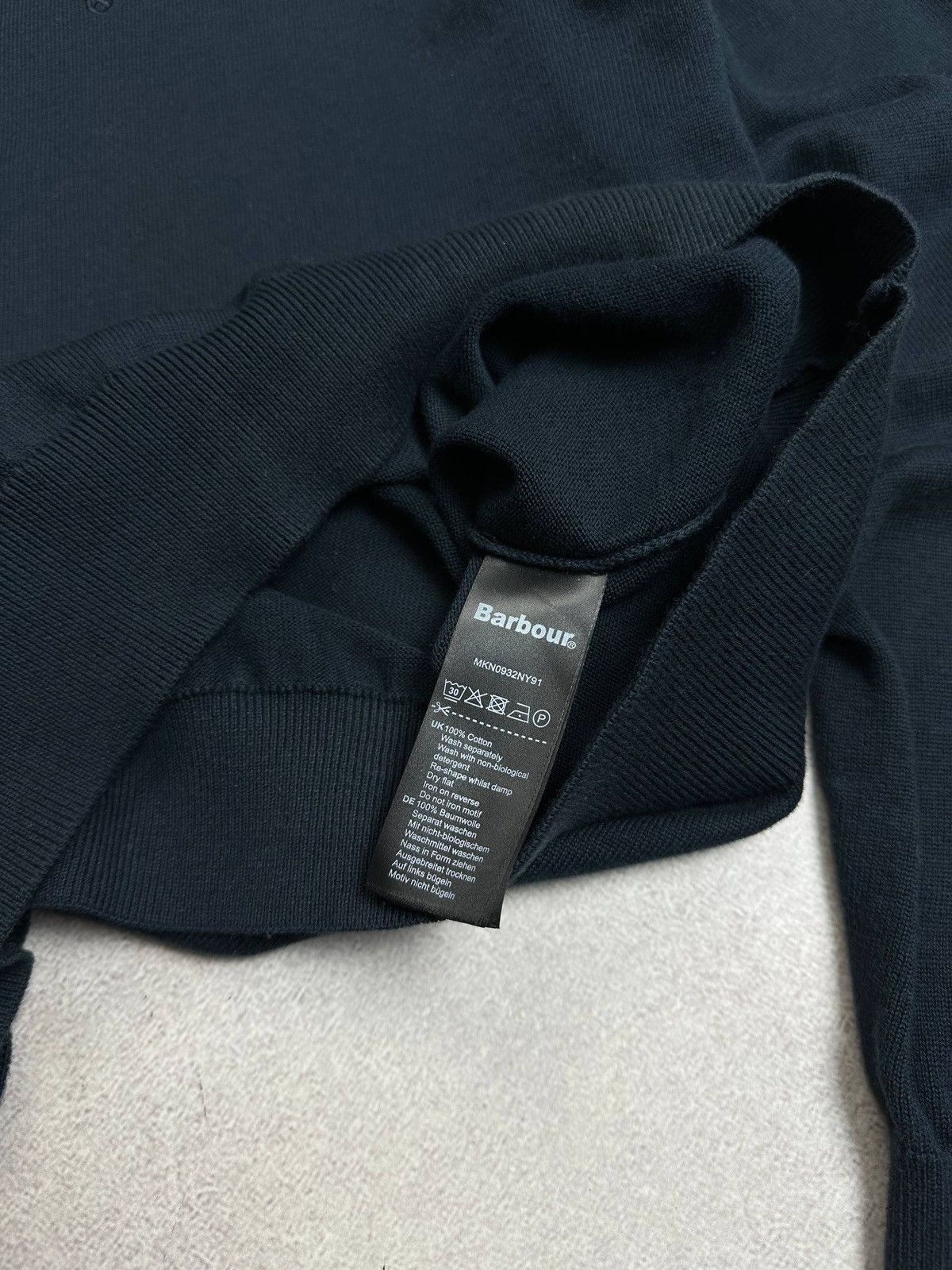 Barbour Vintage Barbour Wool Small Logo Navy Blue Knit Sweater XL Size US XL / EU 56 / 4 - 6 Thumbnail