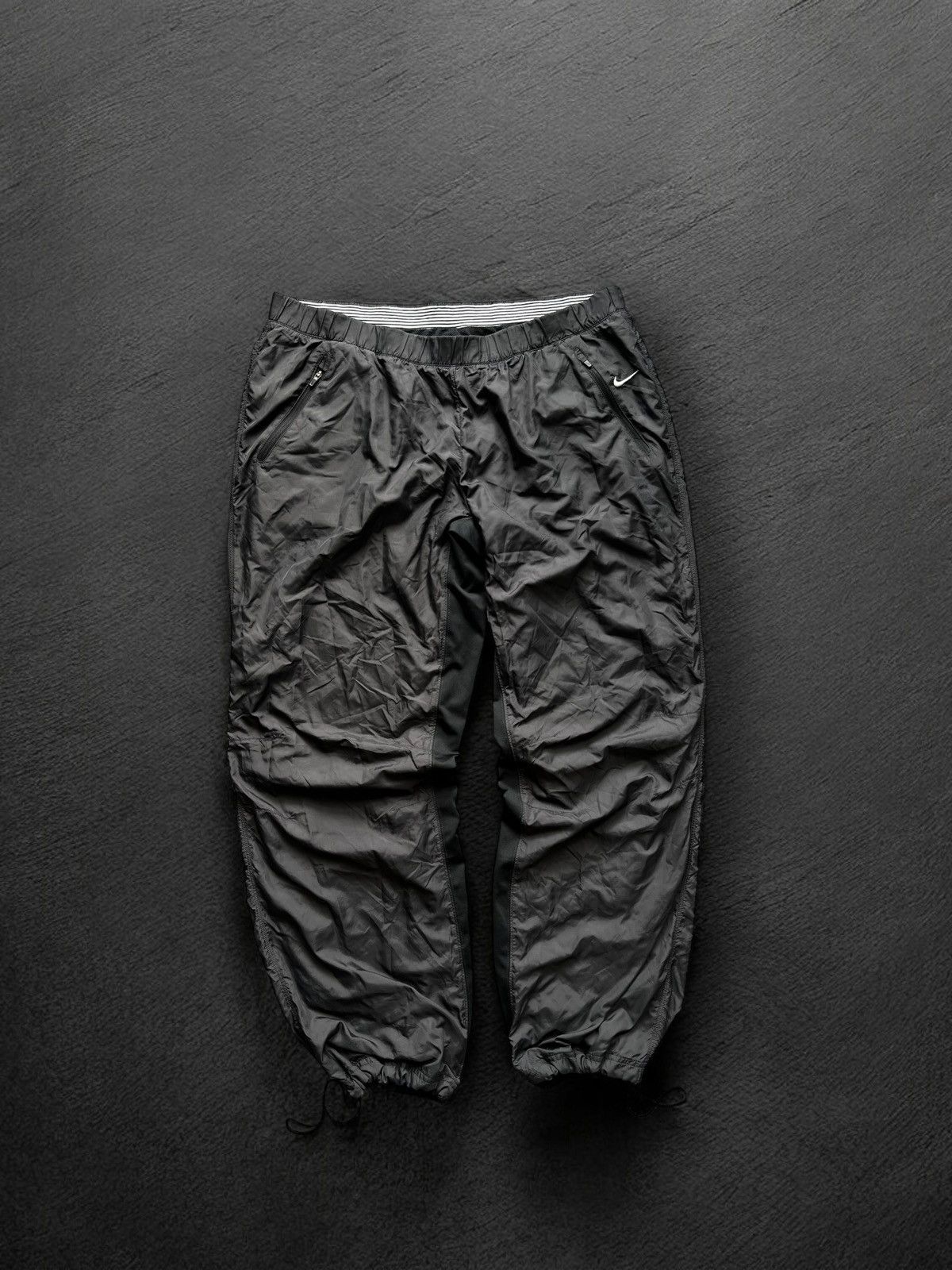 Vintage Nike parachute pants