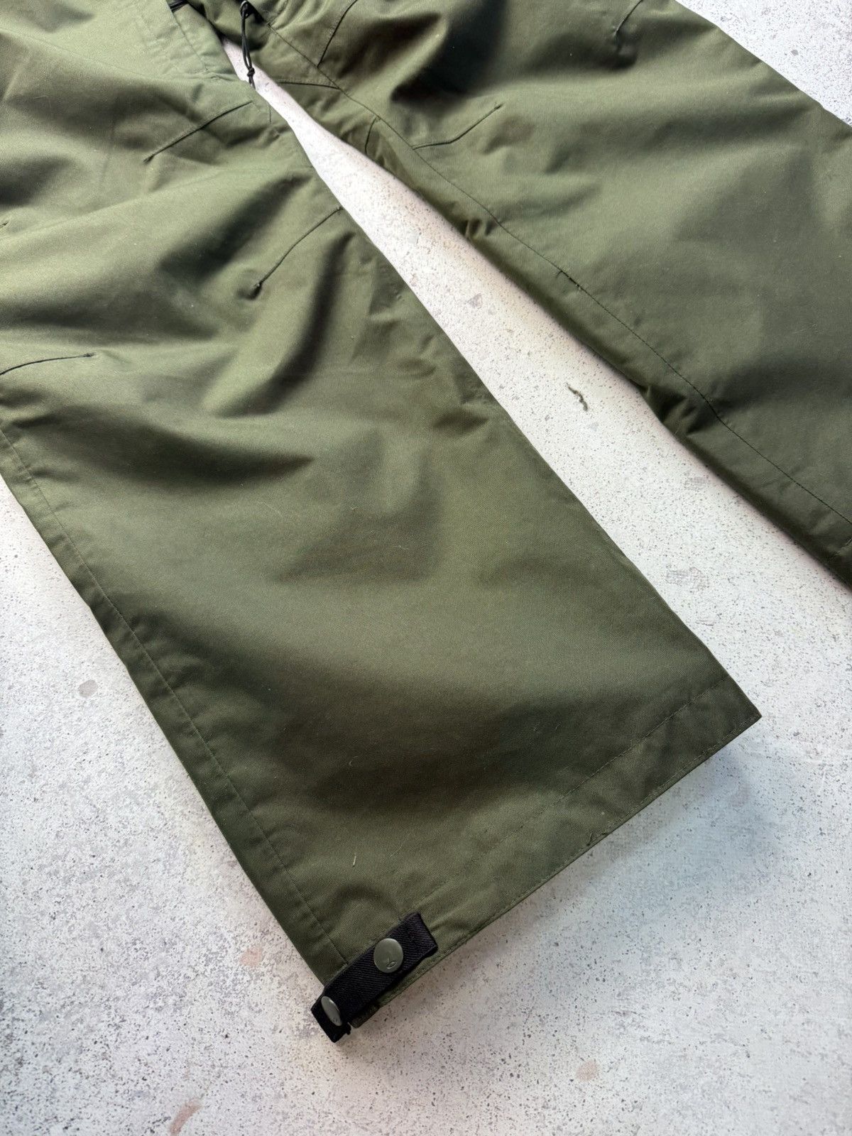 Oakley Vintage Oakley Multi-pocket Cargo Ski Pants Size M Size US 32 / EU 48 - 6 Thumbnail