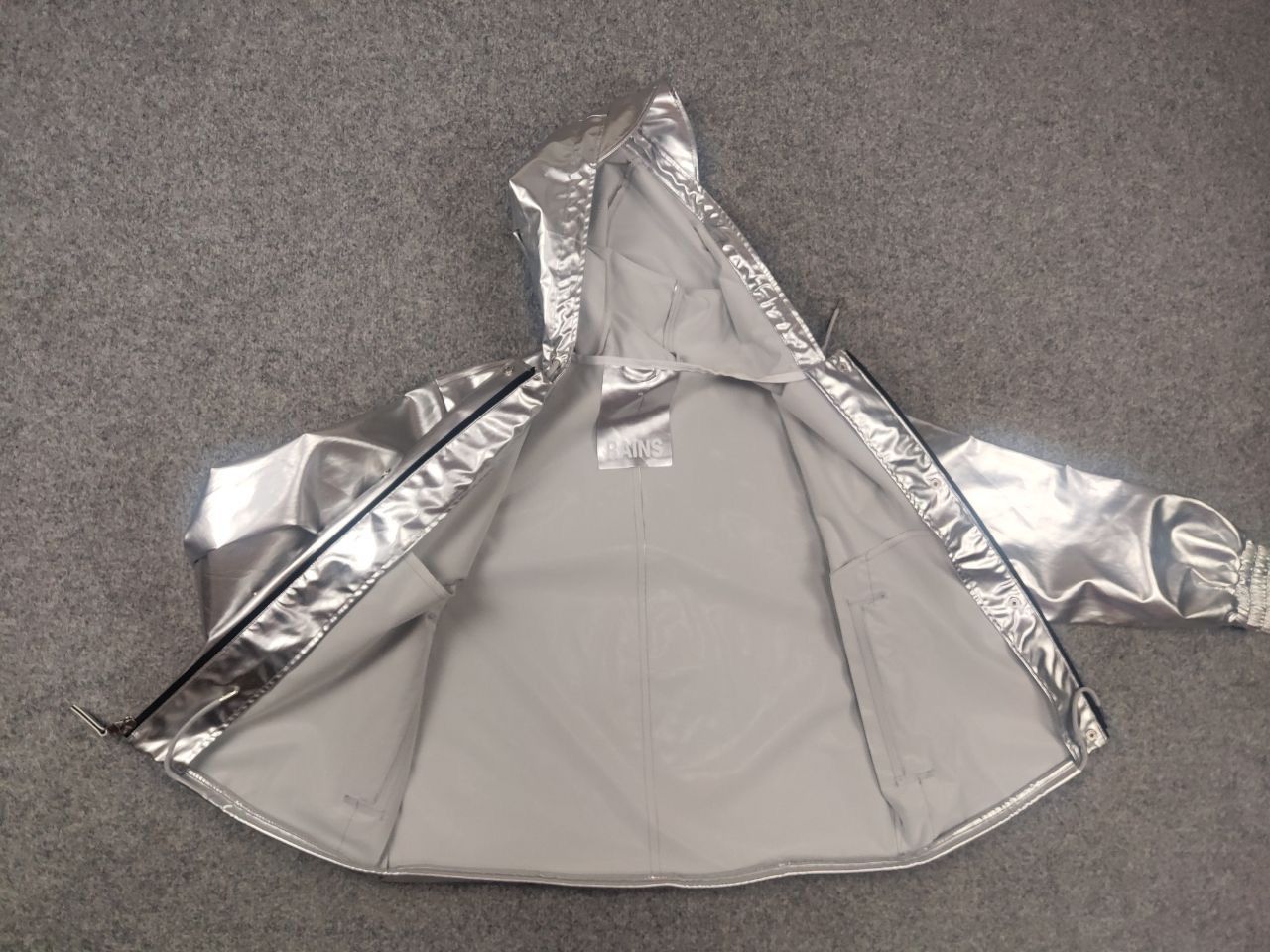 Rains Rains String Design silver foil raincoat Hooded Jacket Size US S / EU 44-46 / 1 - 12 Thumbnail