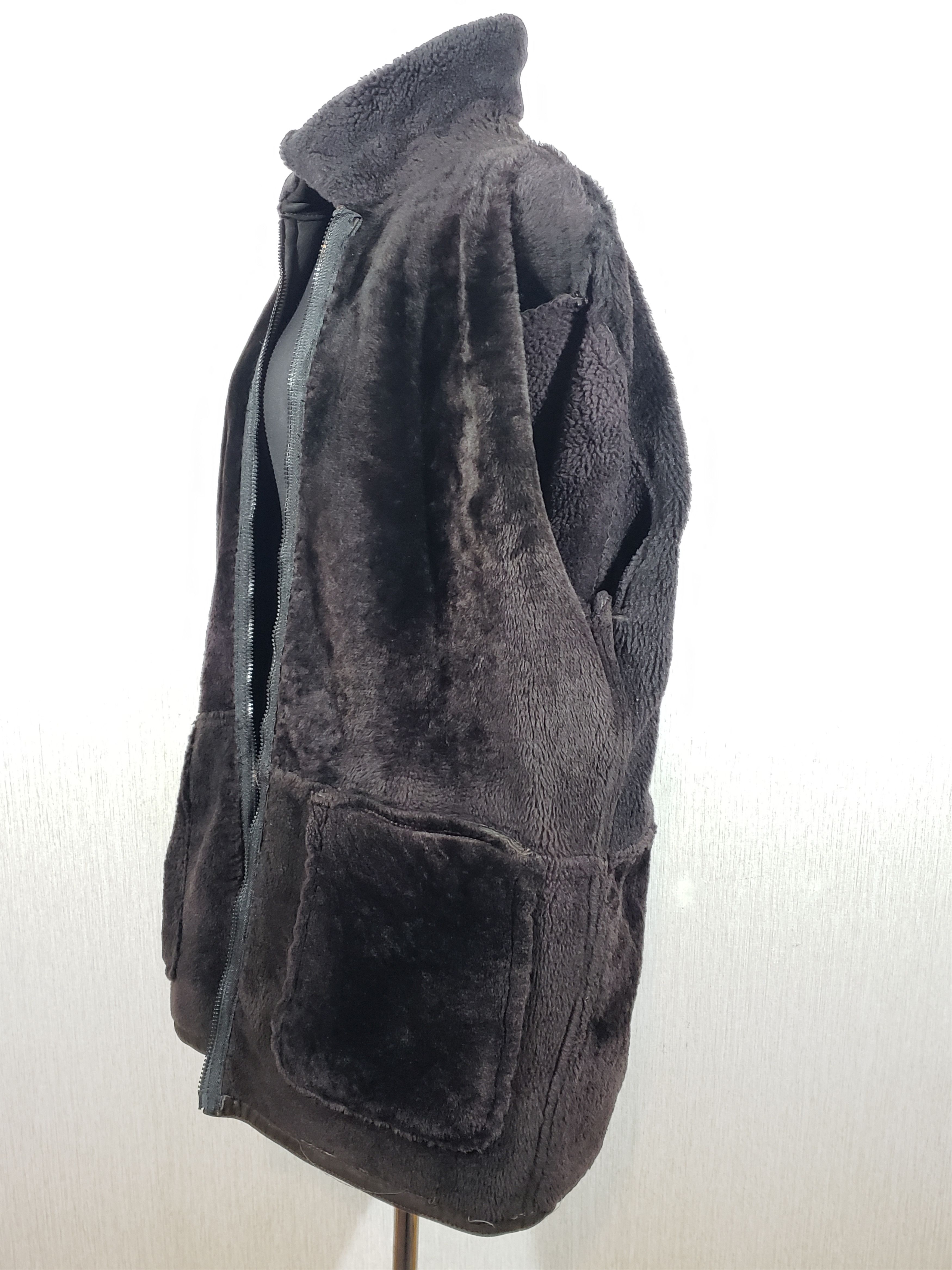 Other Stylish men's black sheepskin coat. Size US L / EU 52-54 / 3 - 8 Thumbnail