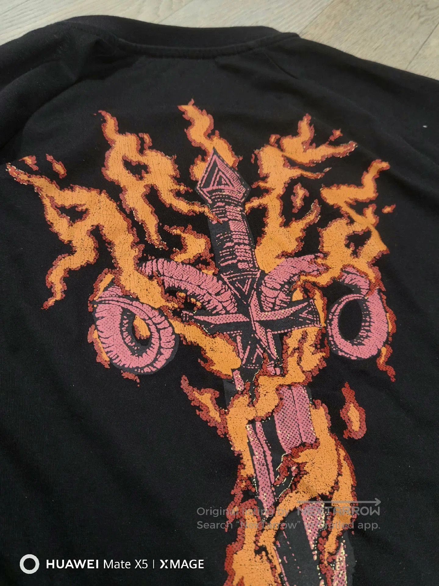 Givenchy givenchy rock logo long sleeve t. Size US L / EU 52-54 / 3 - 4 Thumbnail