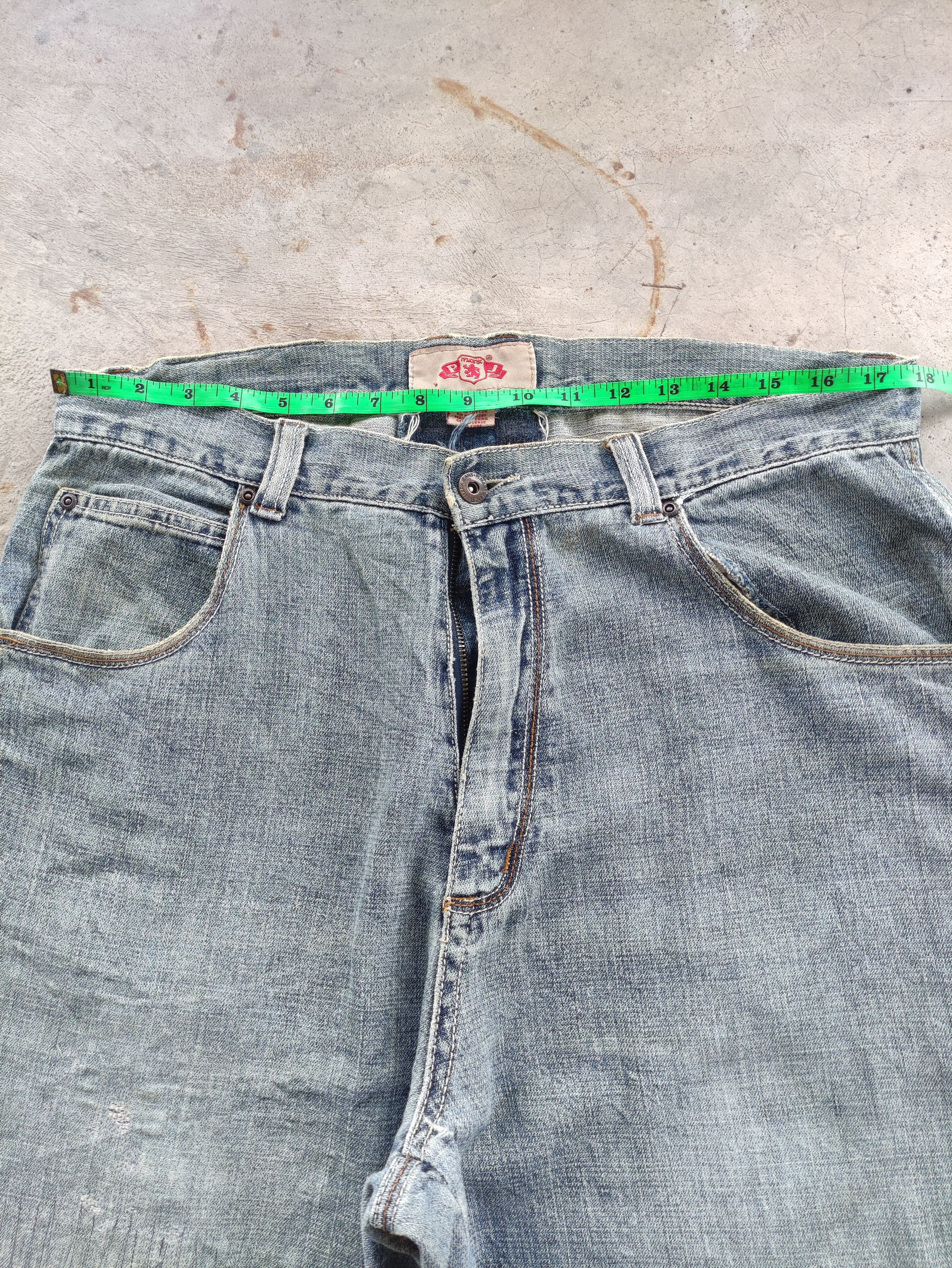 Japanese Brand Vintage Japanese Baggy Jean Distressed Faded Denim Size US 36 / EU 52 - 6 Thumbnail