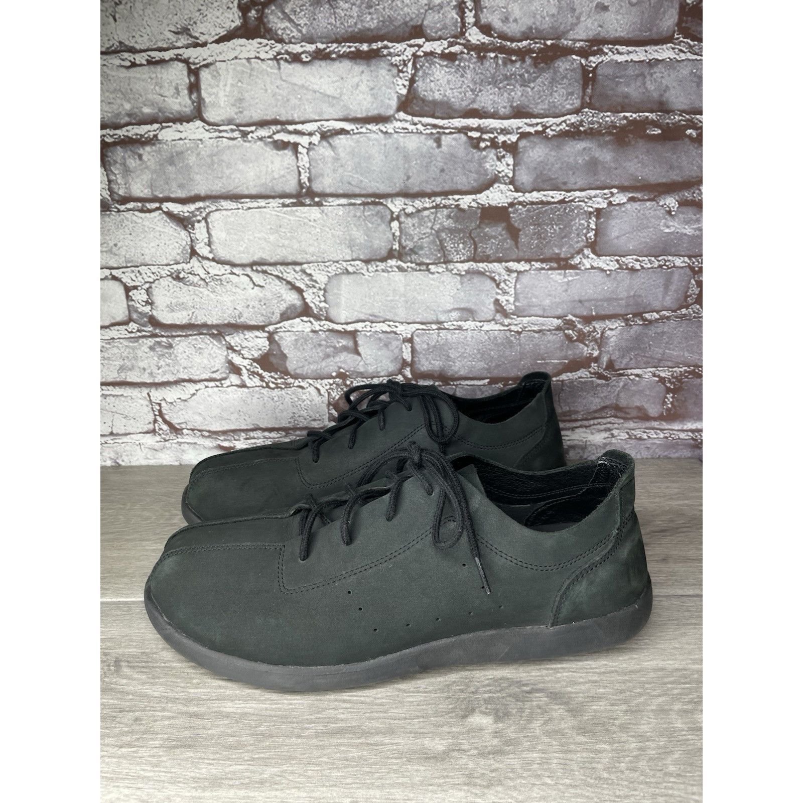 Crocs Crocs Venture Black leather Casual Oxfords lace up Comfort S Size US 12 / EU 45 - 15 Thumbnail