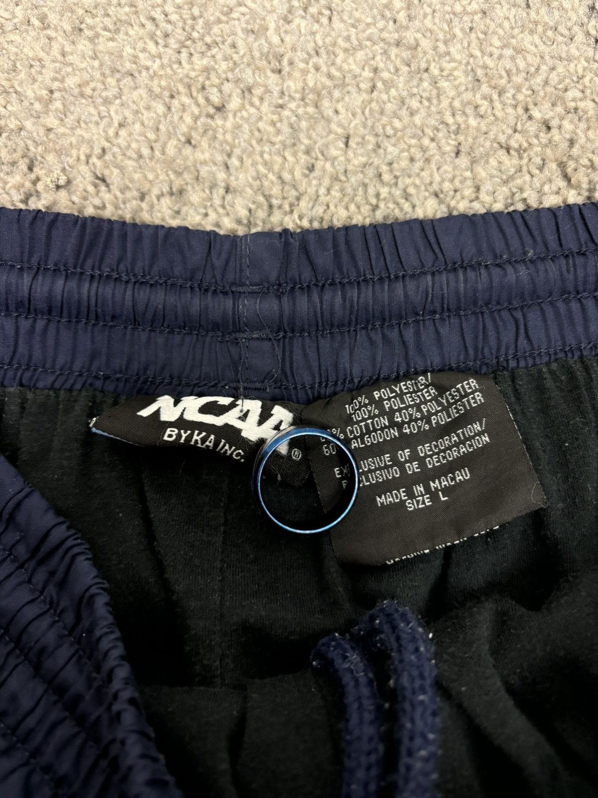 Vintage Vintage 90s u of m michigan track pants Size US 32 / EU 48 - 2 Thumbnail