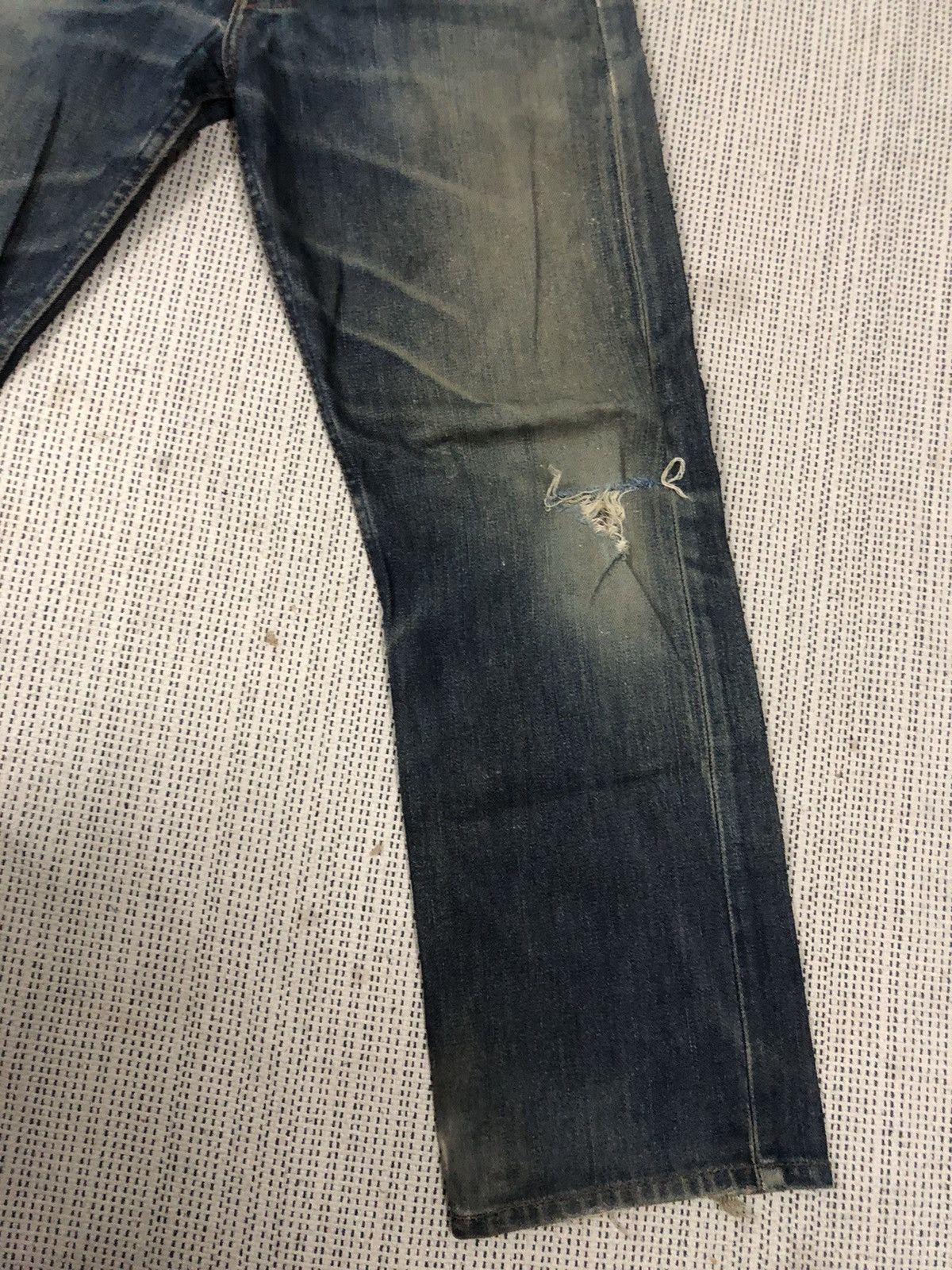 Levi's × Vintage VINTAGE DISTRESSED LEVI’S W29 Size US 29 - 2 Thumbnail