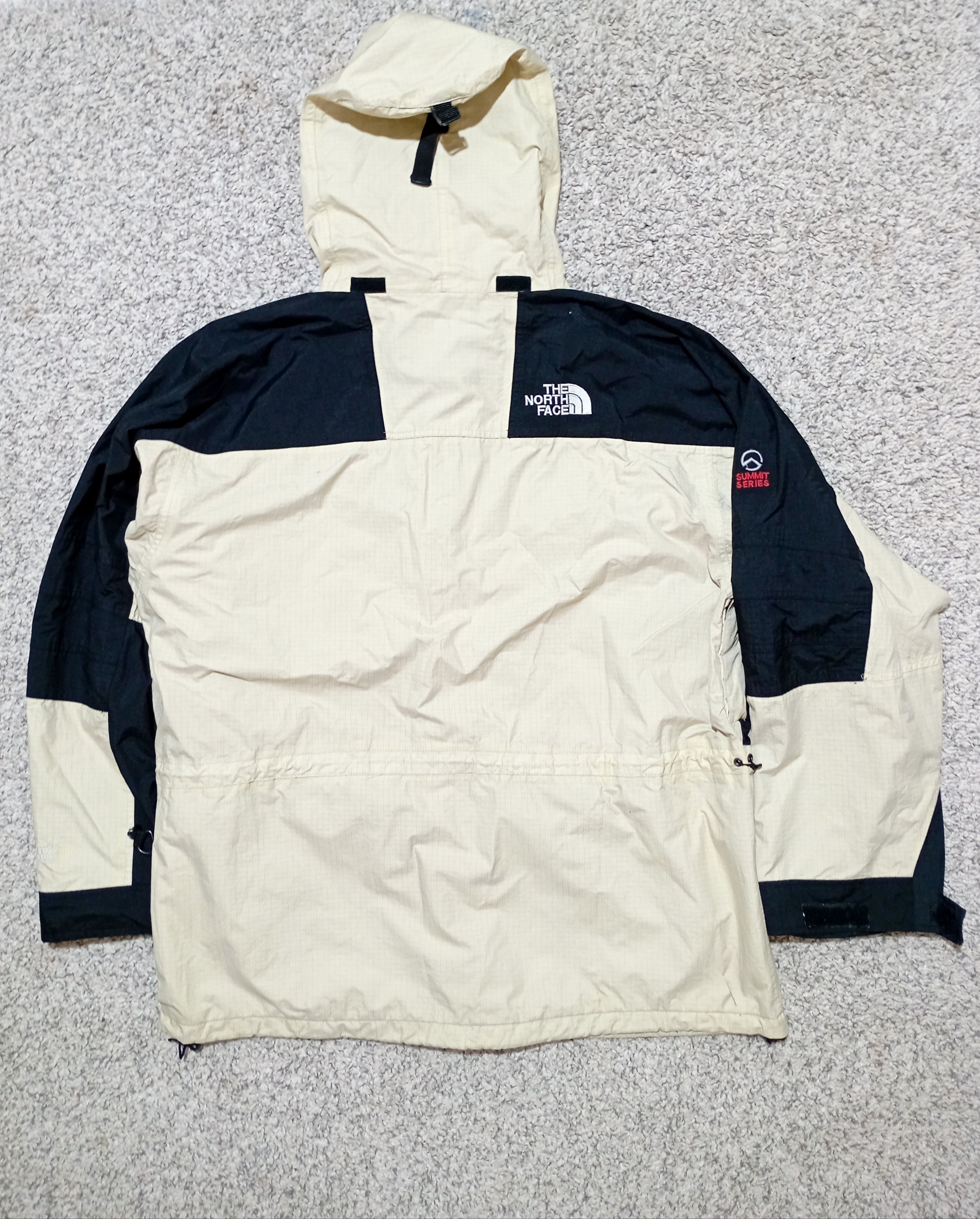 The North Face The North Face 90s gore-Tex jacket L Size US L / EU 52-54 / 3 - 7 Thumbnail