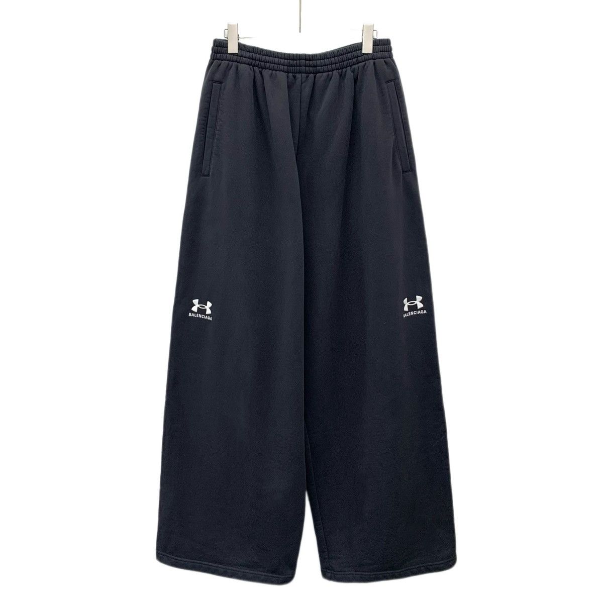 Balenciaga Balenciaga Model Black Logo Print Casual Pants K26WX Size US 32 / EU 48 - 1 Thumbnail