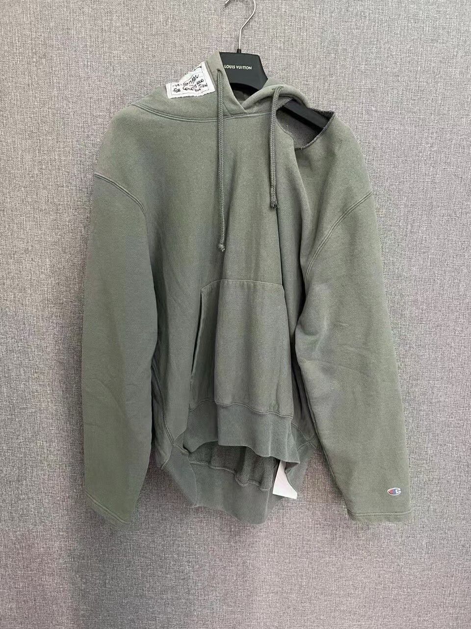 Vetements vetements x champion green hoodie size S Size US S / EU 44-46 / 1 - 1 Thumbnail