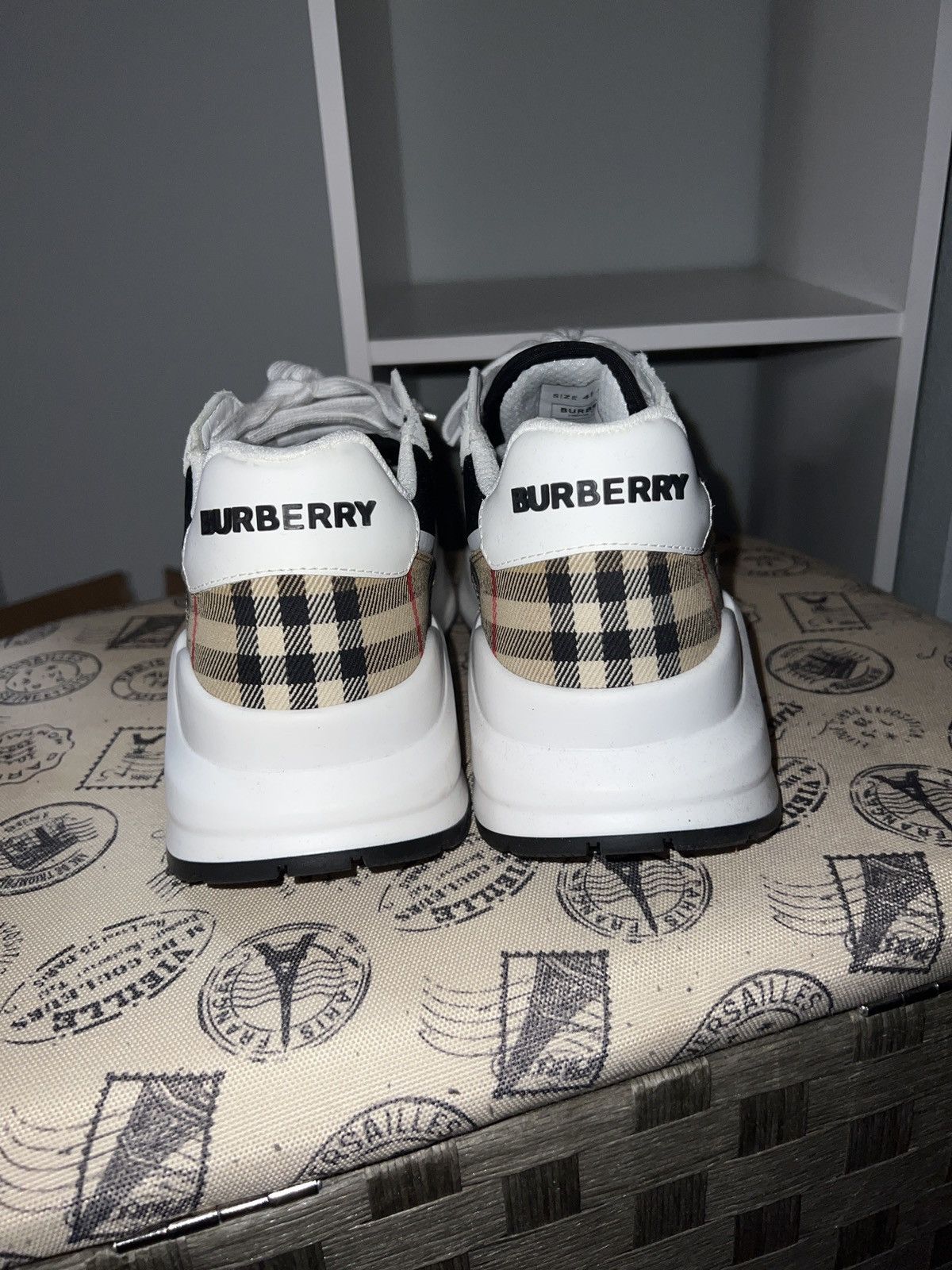 Burberry Burberry Sneaker Size US 9 / EU 42 - 2 Thumbnail