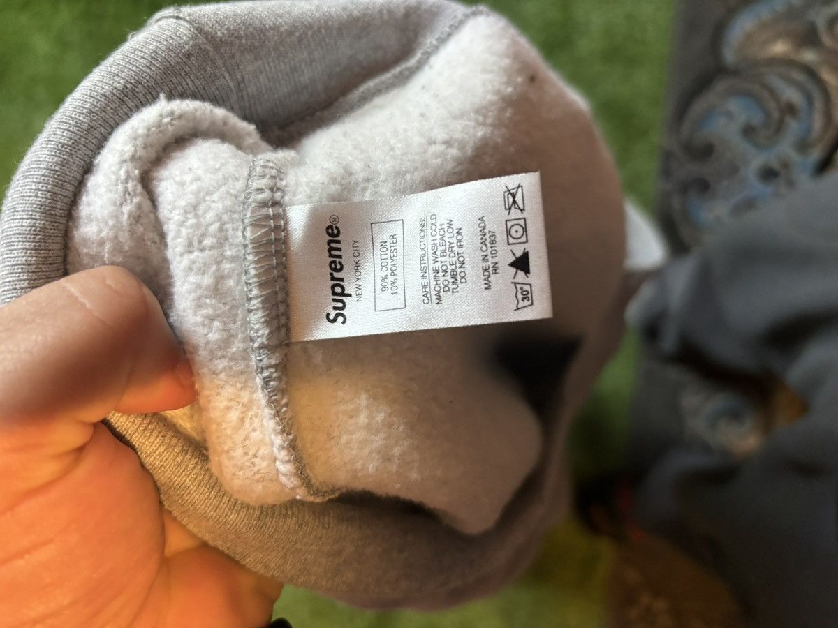 Supreme Supreme Stacked Crewneck Heather Grey Size US XL / EU 56 / 4 - 12 Thumbnail