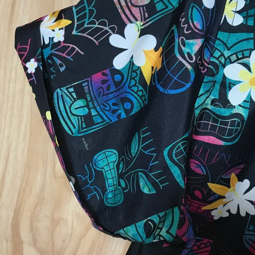 Other Amscan Tiki Totems Hawaiian Collared Shirt L/XL Size US L / EU 52-54 / 3 - 7 Thumbnail