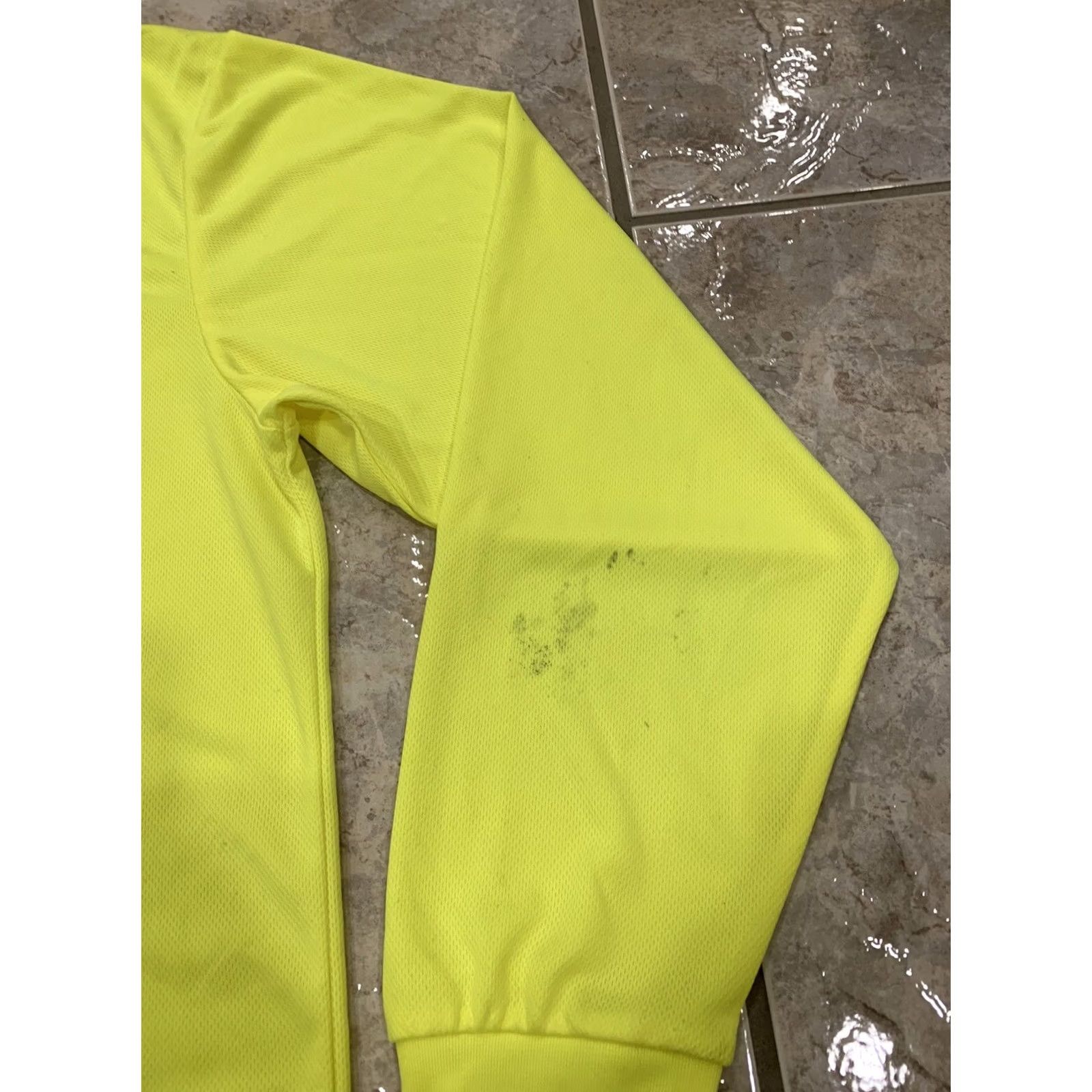 Slowear VINTAGE Glowear Men’s 3XL Hi-Vis Hi-Vis Shirt Long Sleeve Bright Lime Glowear Shirt Mens 3XL Hi-Vis Shirt Size US XXL / EU 58 / 5 - 6 Thumbnail