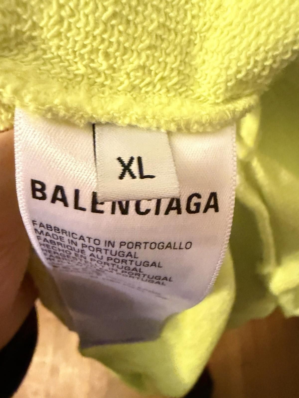 Balenciaga Balenciaga Tape Logo Hoodie Yellow XL New w/ Tags Size US XL / EU 56 / 4 - 4 Thumbnail