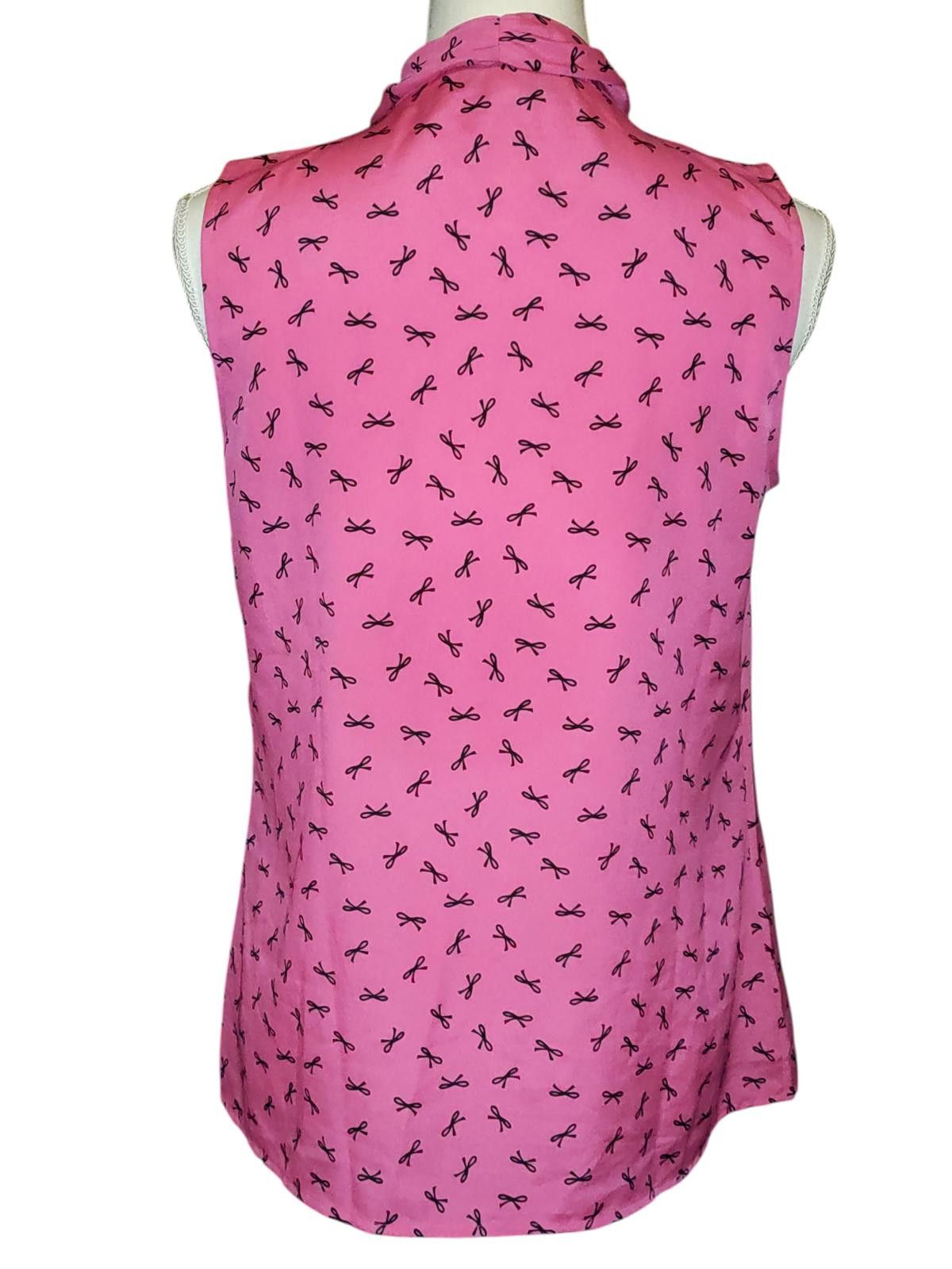 Designer LOFT Pink Sleeveless Bow Tie Neck Blouse w Black Bow Print Size S / US 4 / IT 40 - 6 Thumbnail