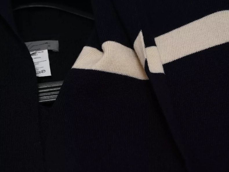 Yohji Yamamoto Yohji Yamamoto 1980ss navy neck wool sweater 2505-Nextarrow Size US M / EU 48-50 / 2 - 5 Thumbnail