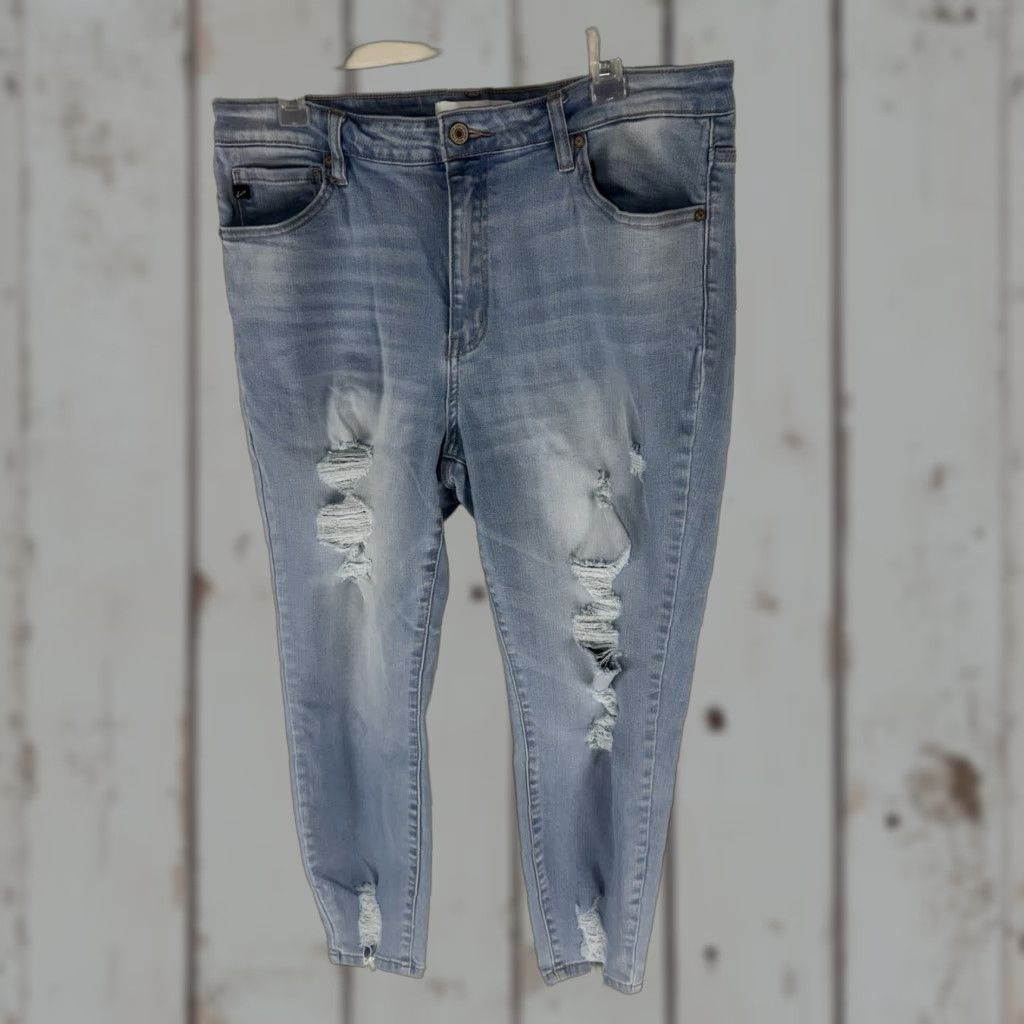 Vintage Kancan Jeans Lt Wash Distressed Cropped Womens Size XL Size 40" / US 18 - 1 Thumbnail