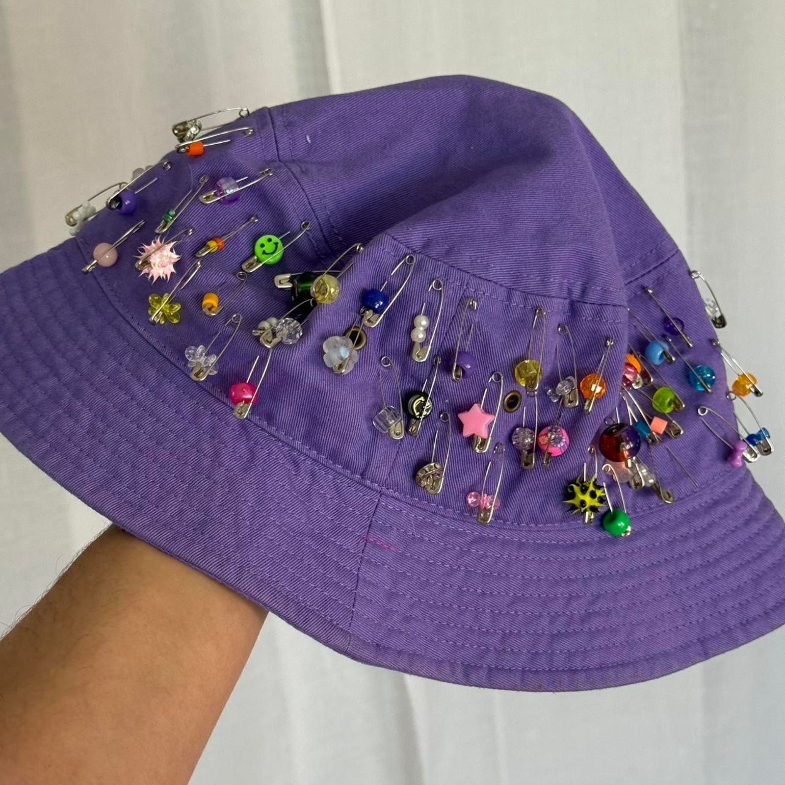 Other ✿ y2k beaded safety pin bucket hat ⋆✿ Size ONE SIZE - 6 Thumbnail