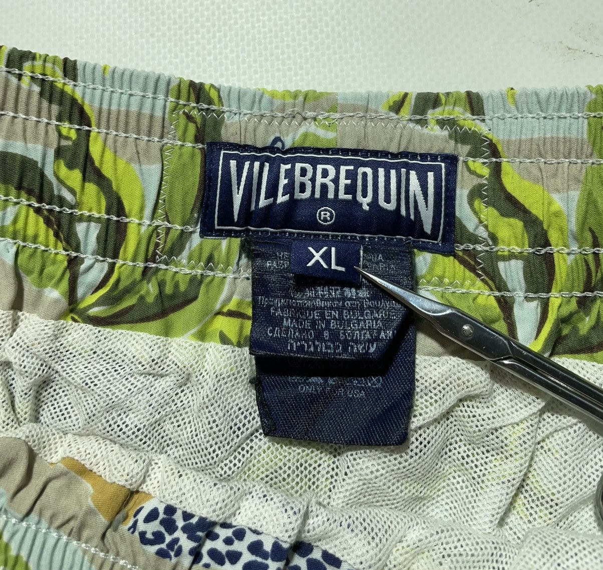 Vilebrequin Vilebrequin Printed Swim Shorts Size US 36 / EU 52 - 10 Thumbnail