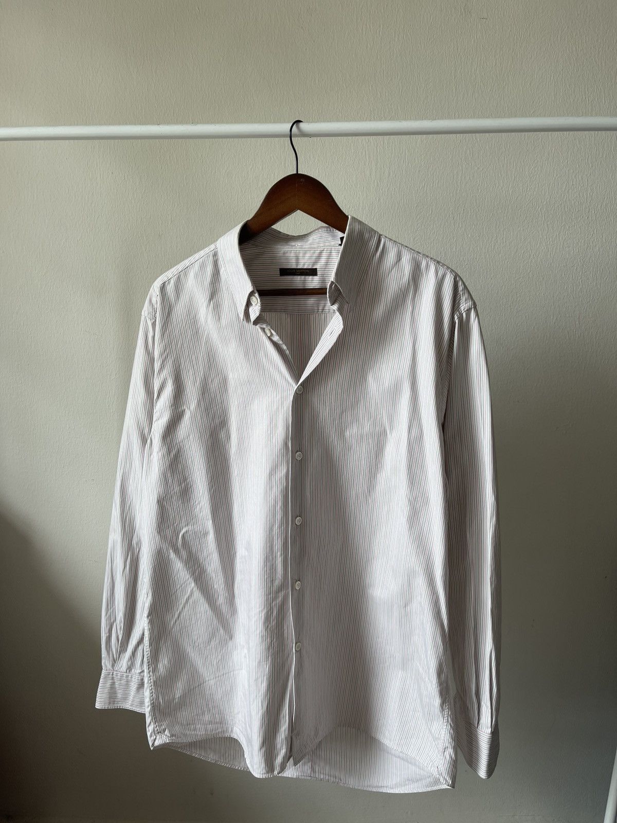 Louis Vuitton Louis Vuitton Paris Button Ups Shirt Size US L / EU 52-54 / 3 - 2 Thumbnail