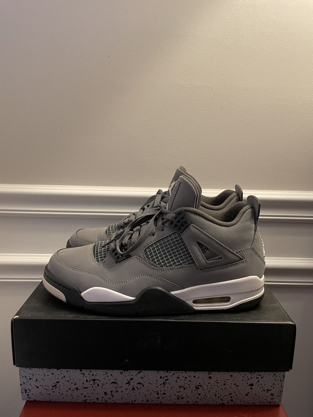 Jordan Brand × Nike Jordan 4 Cool Grey Size US 10.5 / EU 43-44 - 2 Thumbnail