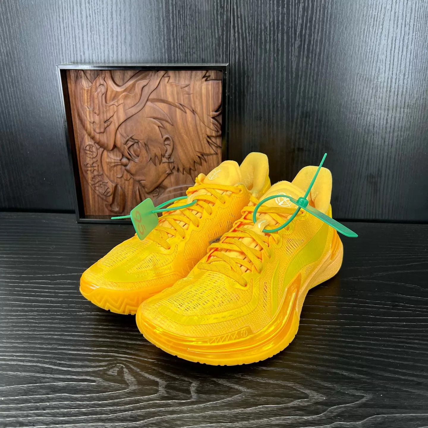LI-NING Gamma Fluorescent Yellow Size 41