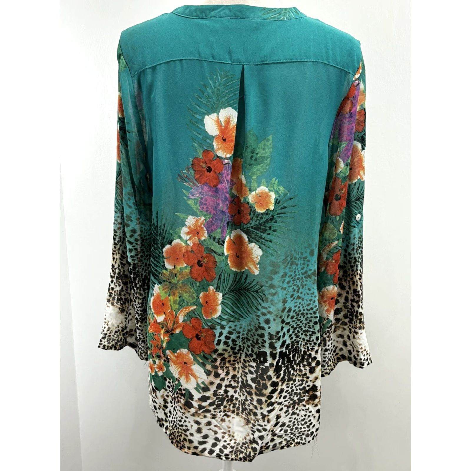 Soft Surroundings Soft Surroundings Floral Sheer Blouse Top Animal Print Tunic M Multicolor Women Long Sleeve Shirt Blouse Tunic Size M / US 6-8 / IT 42-44 - 3 Thumbnail