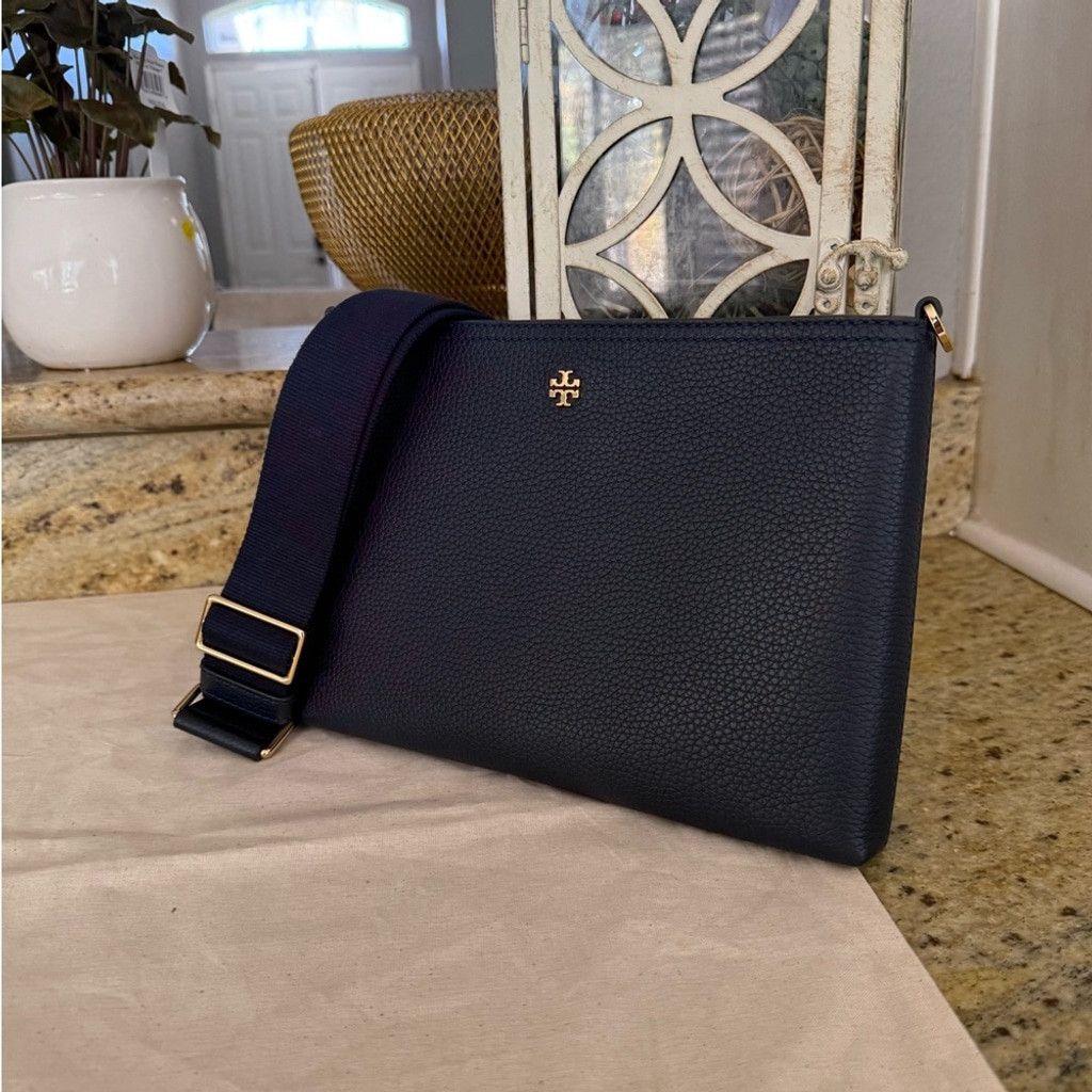 Tory Burch New Tory Burch BLAKE SWINGPACK TORY NAVY Size ONE SIZE - 2 Thumbnail