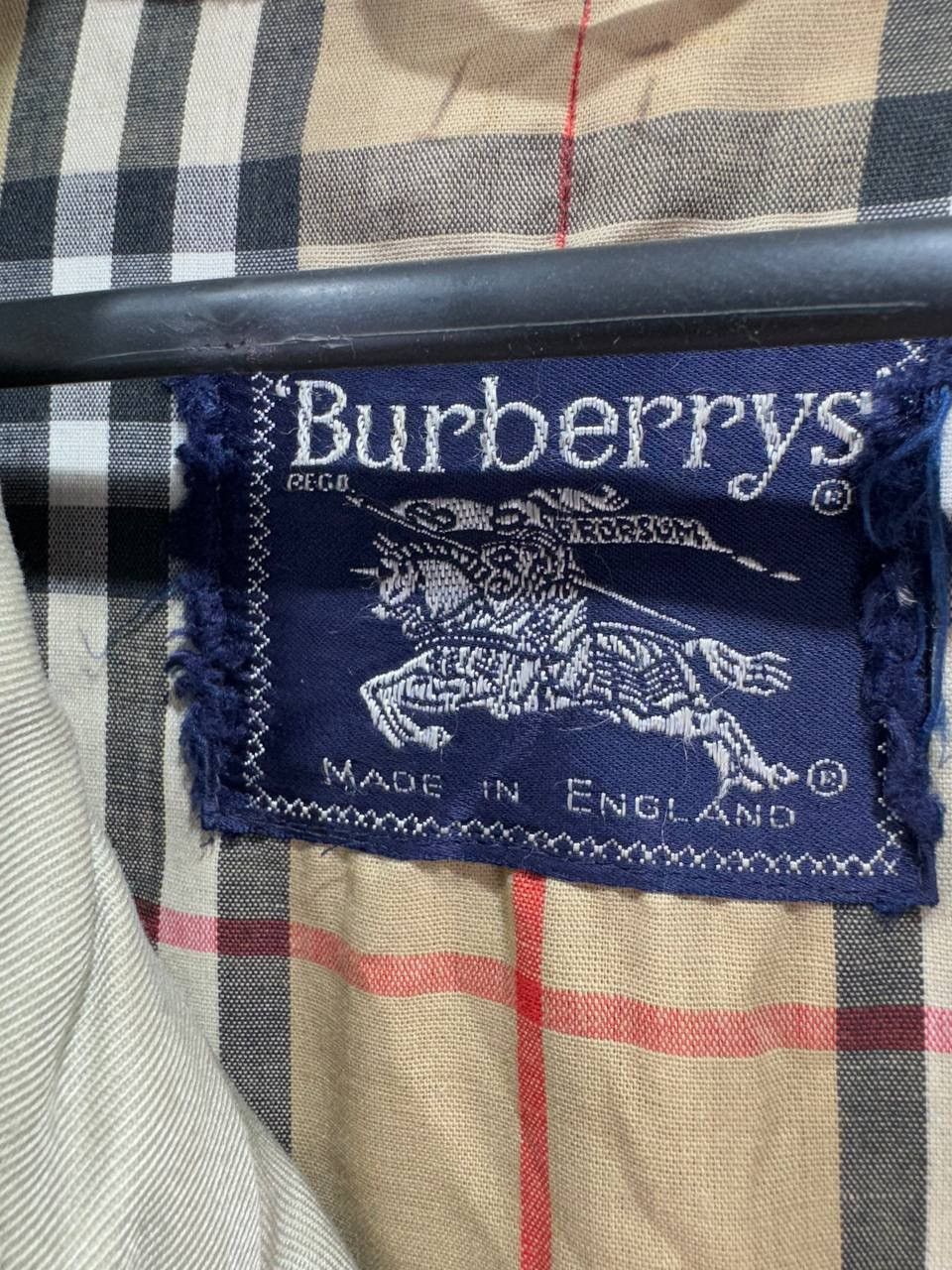 Burberry Vintage Burberry’s Trench Coat Jacket Mens Size L Size US L / EU 52-54 / 3 - 7 Thumbnail