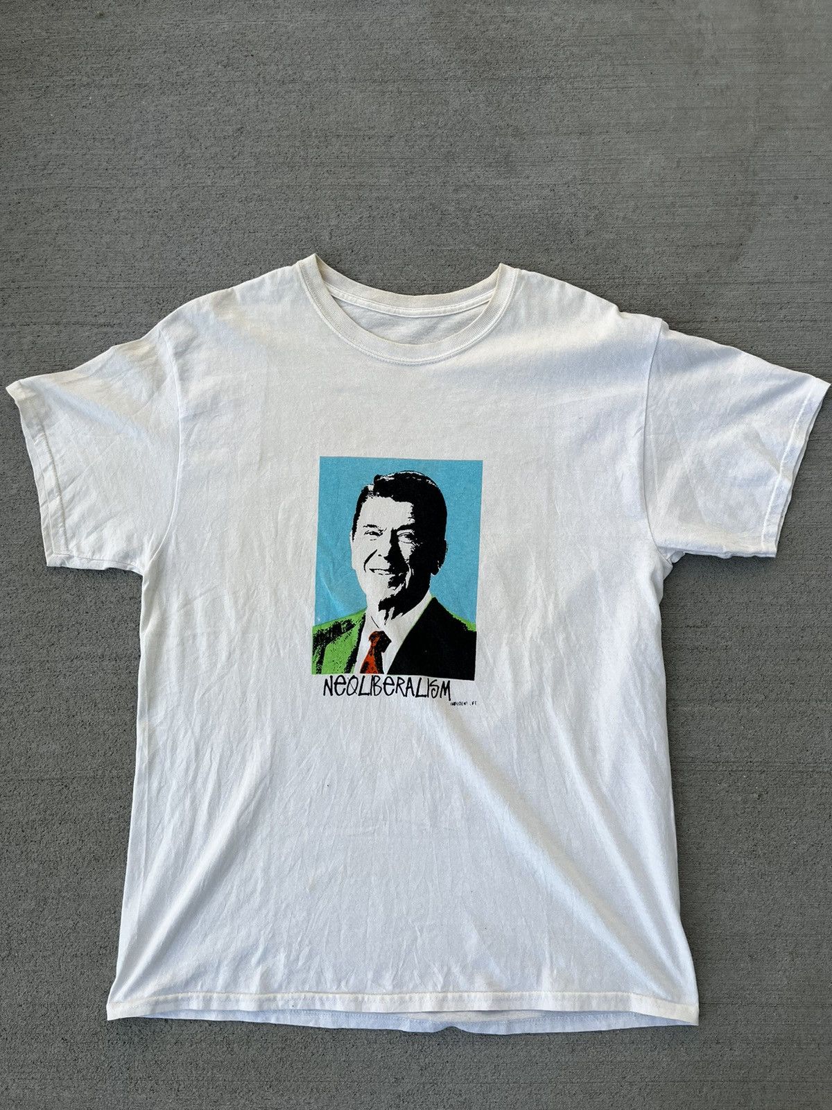 Vintage Vintage Ronald Reagan neoliberalism funny ironic tshirt Size US XL / EU 56 / 4 - 1 Thumbnail