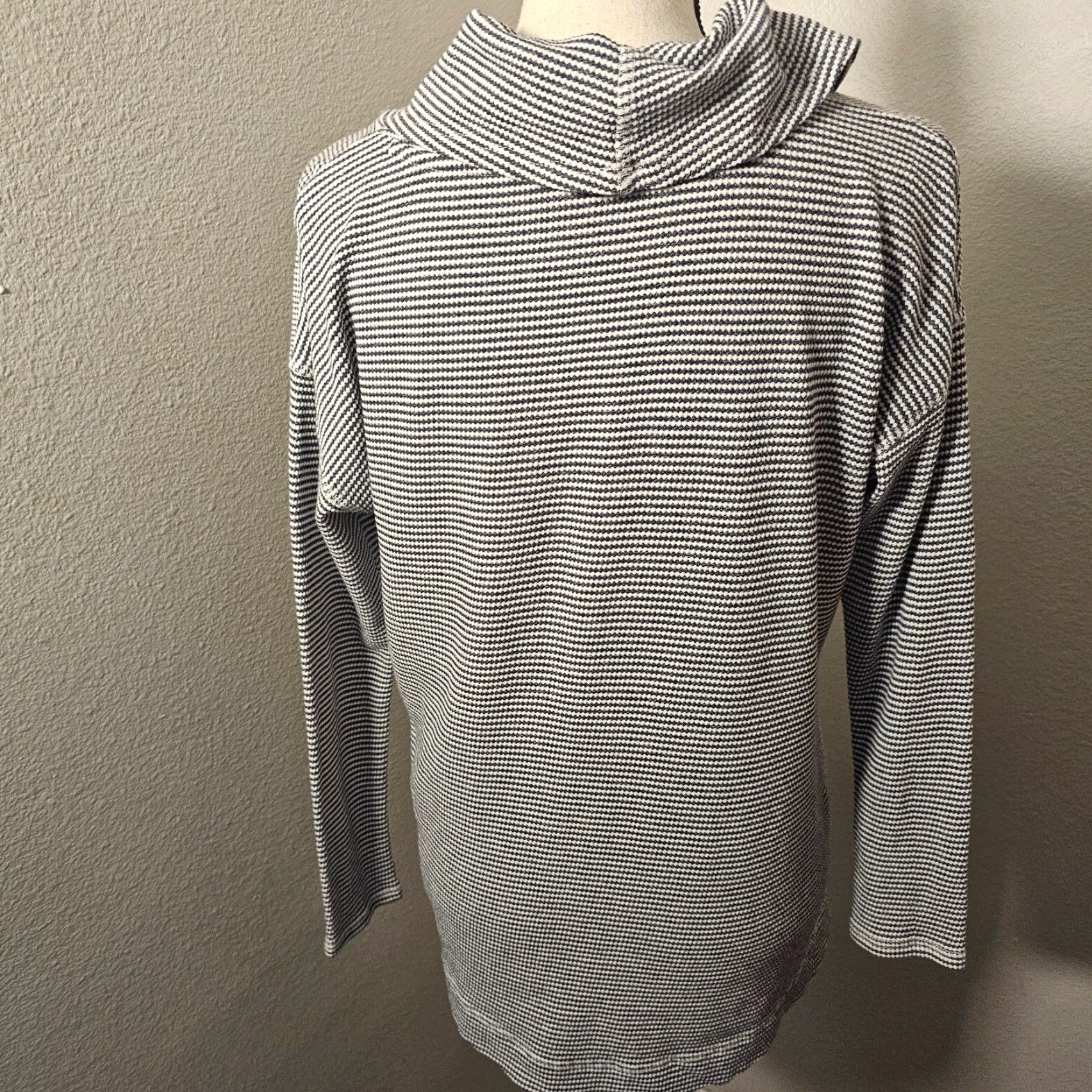 J. Jill J Jill Sweater Women's M Gray Knit Turtleneck Long Sleeve Lightweight Cotton Size M / US 6-8 / IT 42-44 - 3 Thumbnail