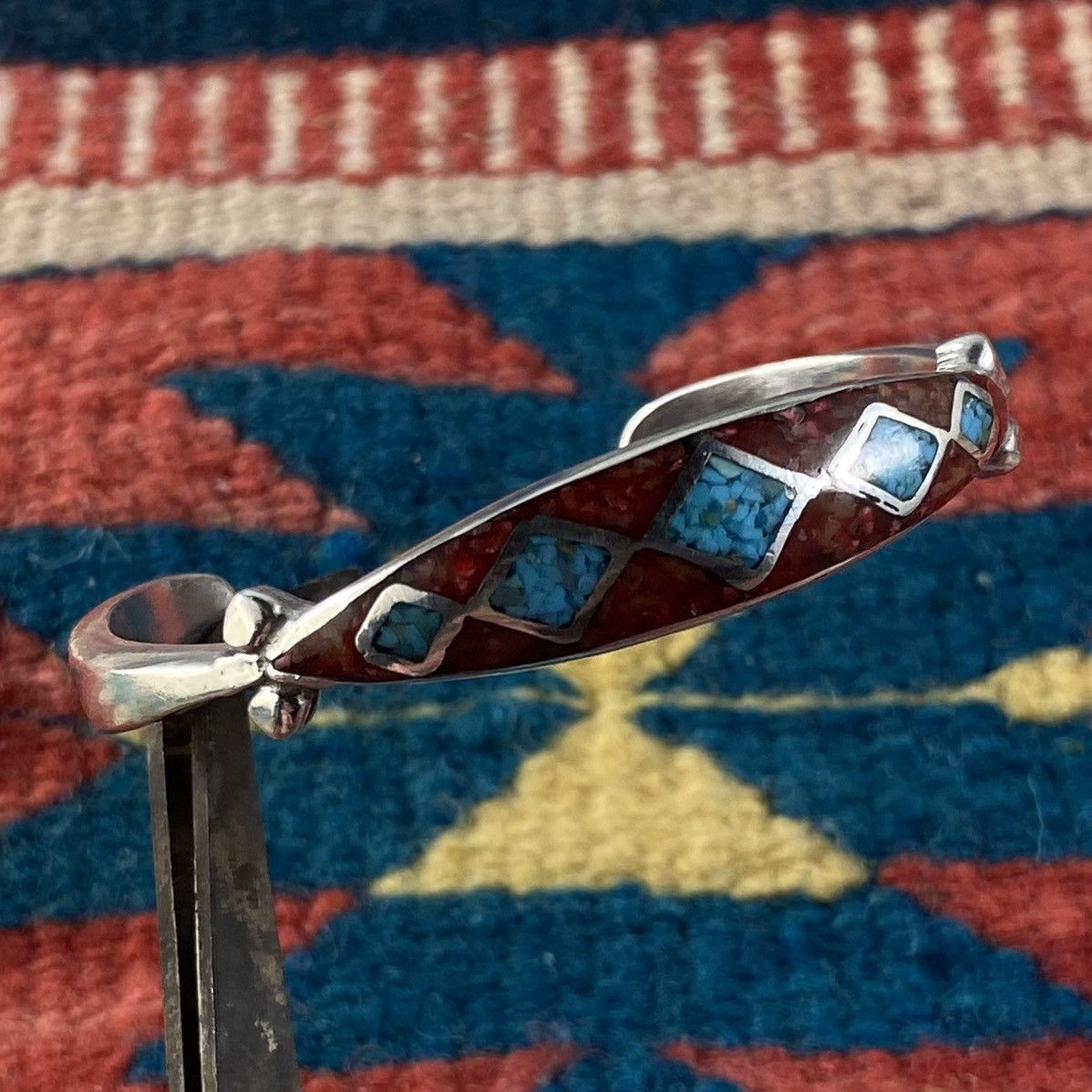 Kapital × Vintage Vtg Navajo Sterling Silver Turquoise Coral Chip Inlay Cuff Size ONE SIZE - 2 Thumbnail