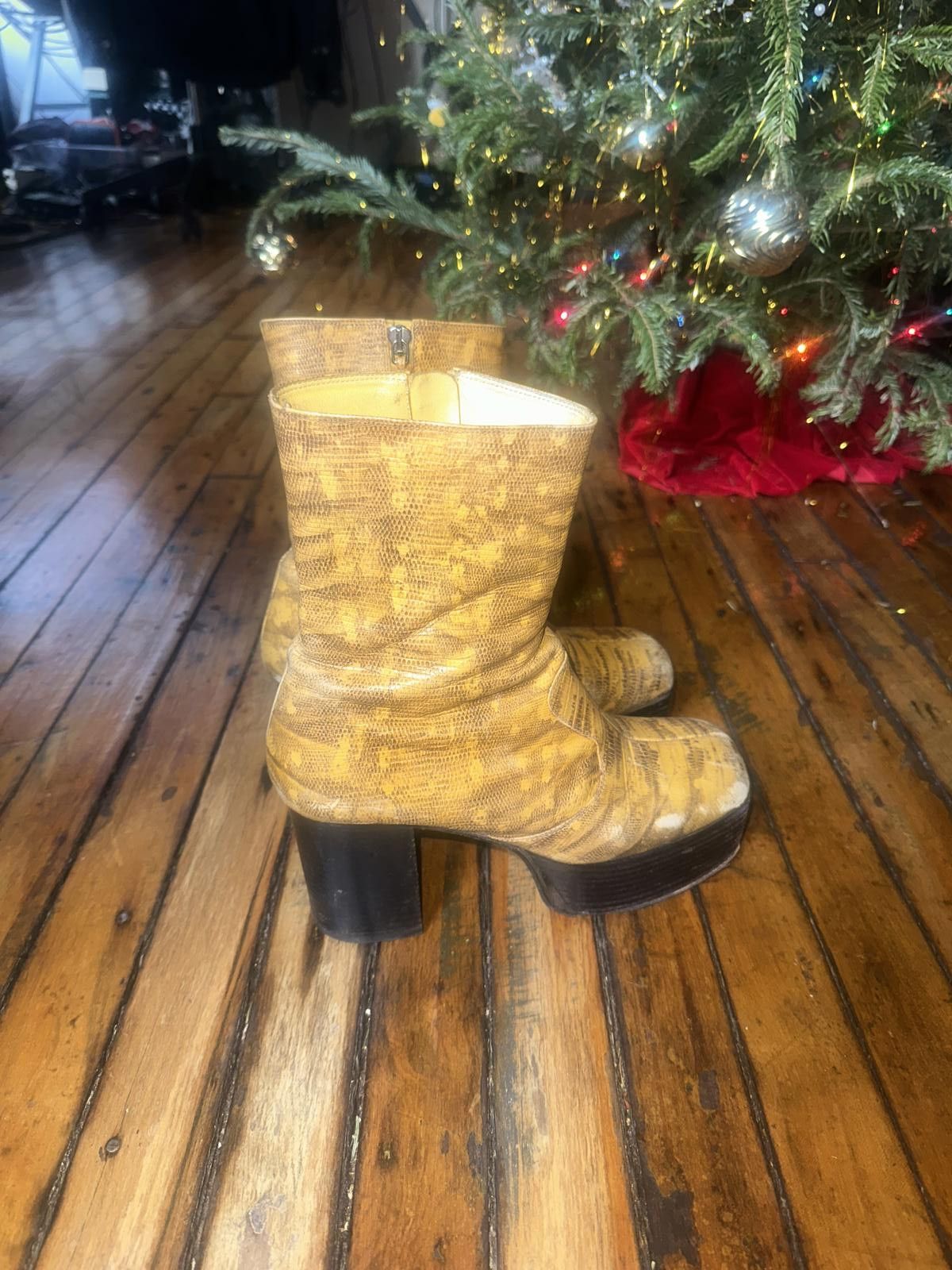 Miu Miu MIU MIU yellow leather FAUX LIZARD Platform Boots Size US 9 / IT 39 - 2 Thumbnail