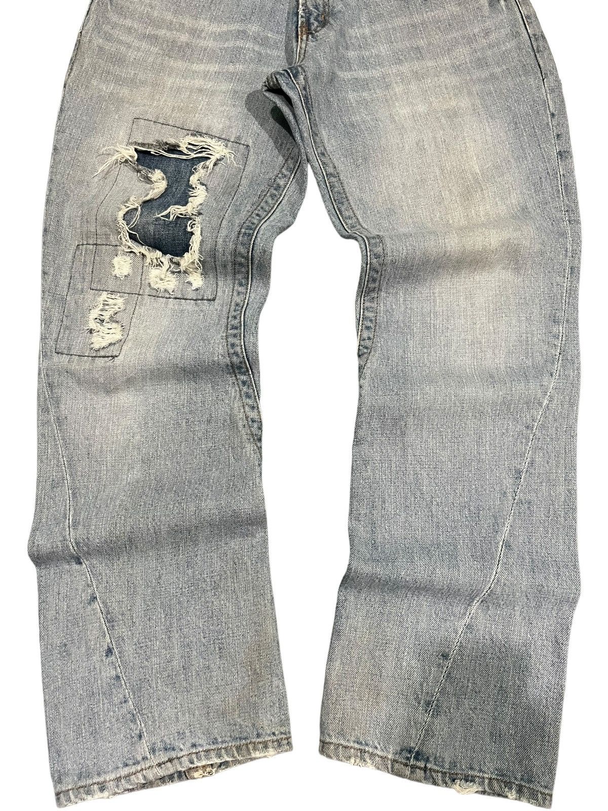 Vans × Vintage Vintage Y2K Vans Trashed Light Blue Classic Fit Jeans Size US 32 / EU 48 - 6 Thumbnail