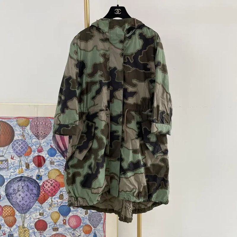 Valentino Valentino Green Camo Cotton Jacket for Women 0089 Size L / US 10 / IT 46 - 1 Thumbnail