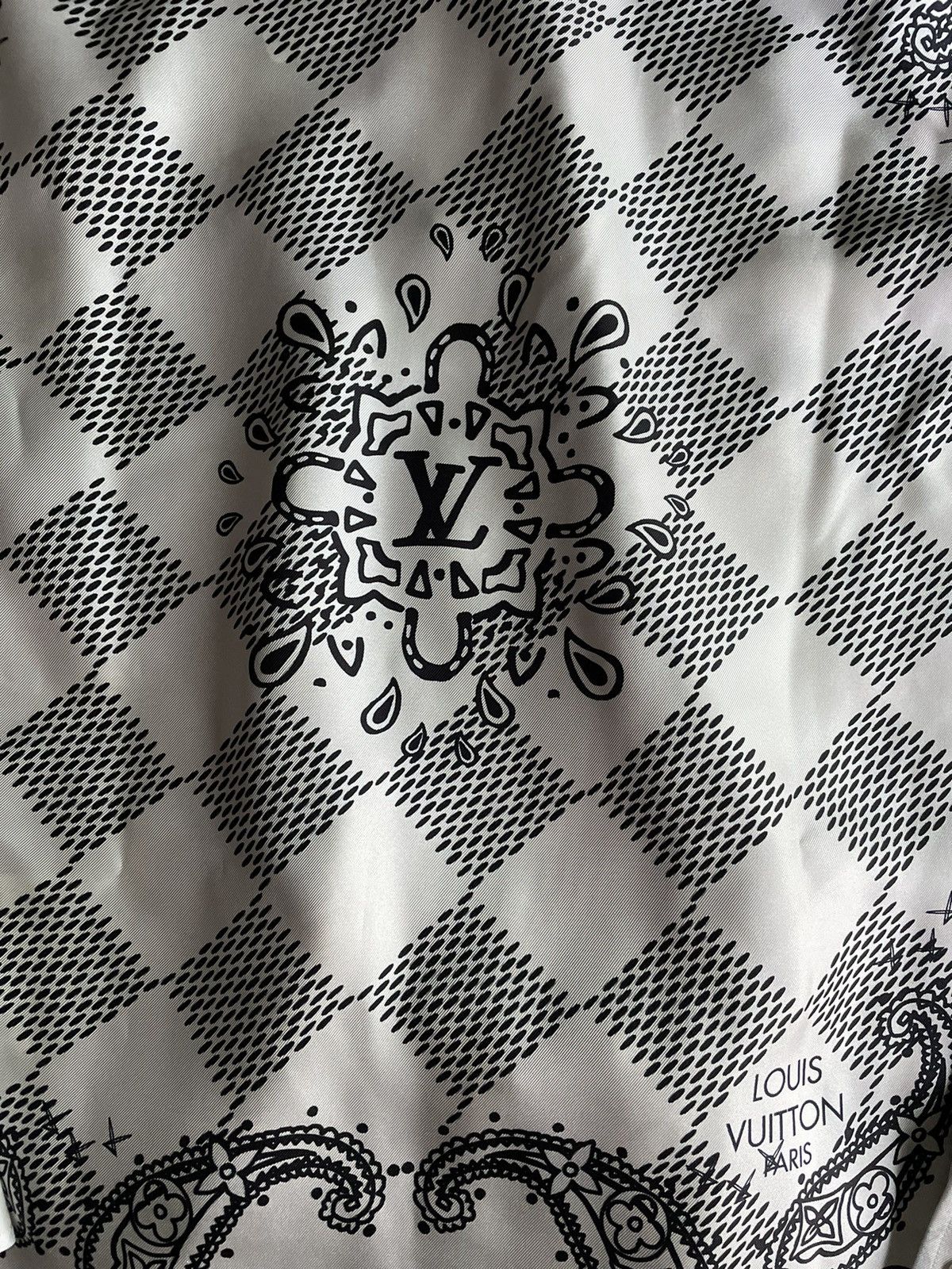 Louis Vuitton Louis Vuitton Flower Bandana Silk Shirt Size US M / EU 48-50 / 2 - 6 Thumbnail