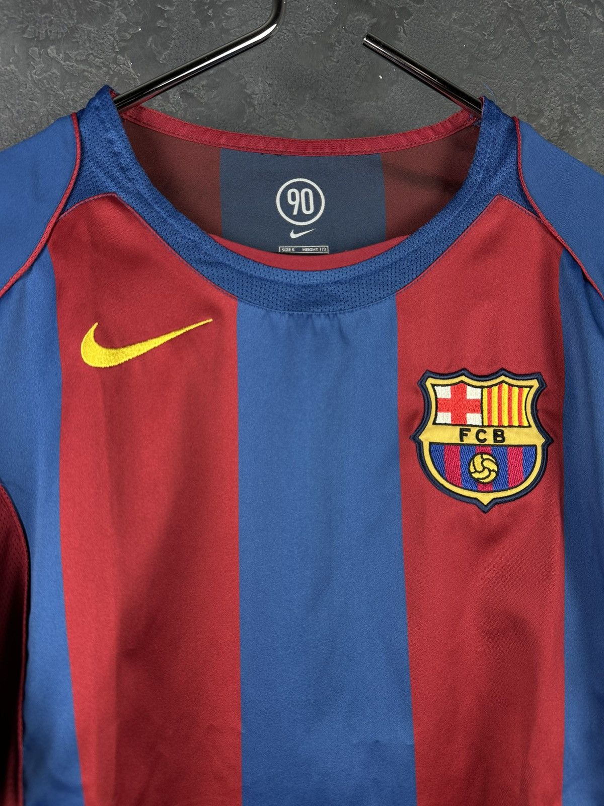 Vintage FC Barcelona LARSSON #7 2004 Jersey Home Shirt Size US S / EU 44-46 / 1 - 7 Thumbnail
