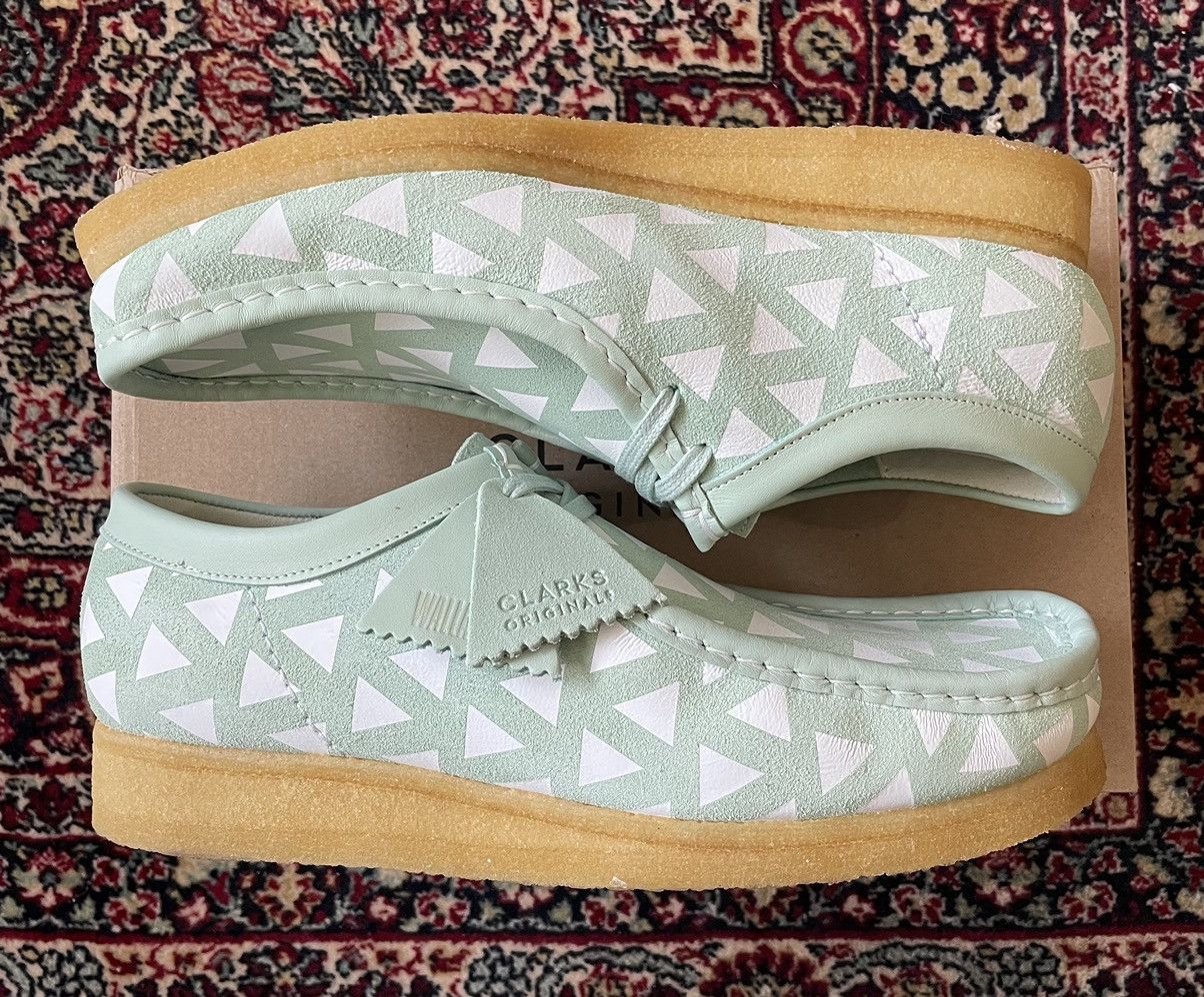 image of Clarks Clark’S Wallabee Low Mint 11 Ds Shoes in Green, Men's
