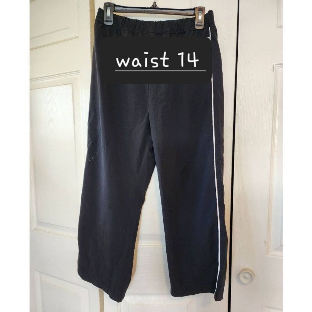 Chicos Chico's Zenergy Black Pants Size 32" / US 10 / IT 46 - 3 Thumbnail