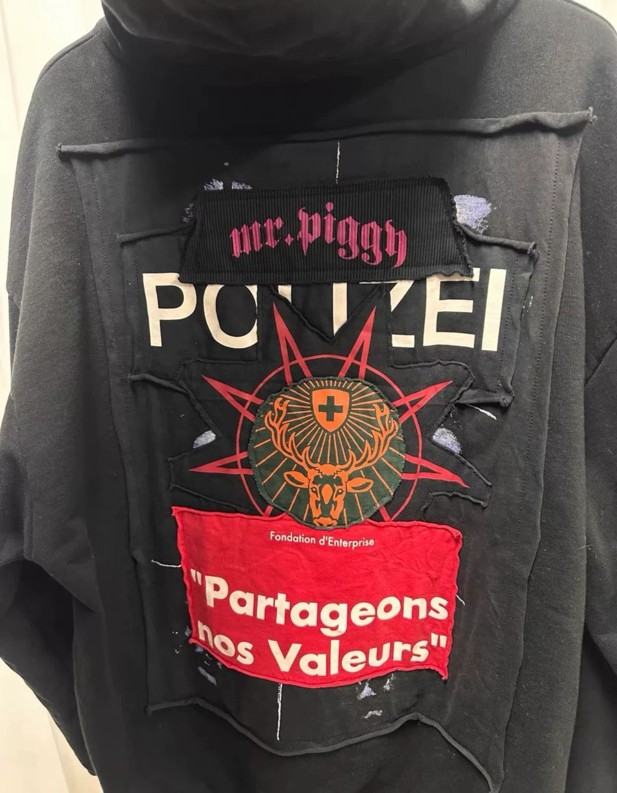 Vetements vetements graphic sweatshirt with complex design Size US M / EU 48-50 / 2 - 5 Thumbnail