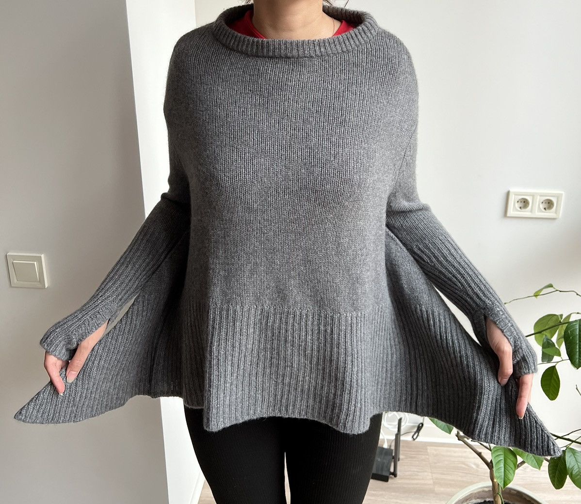 Zadig & Voltaire Zadig & Voltaire Faro Deluxe Cashmere Knit Sweater Size S / US 4 / IT 40 - 8 Thumbnail